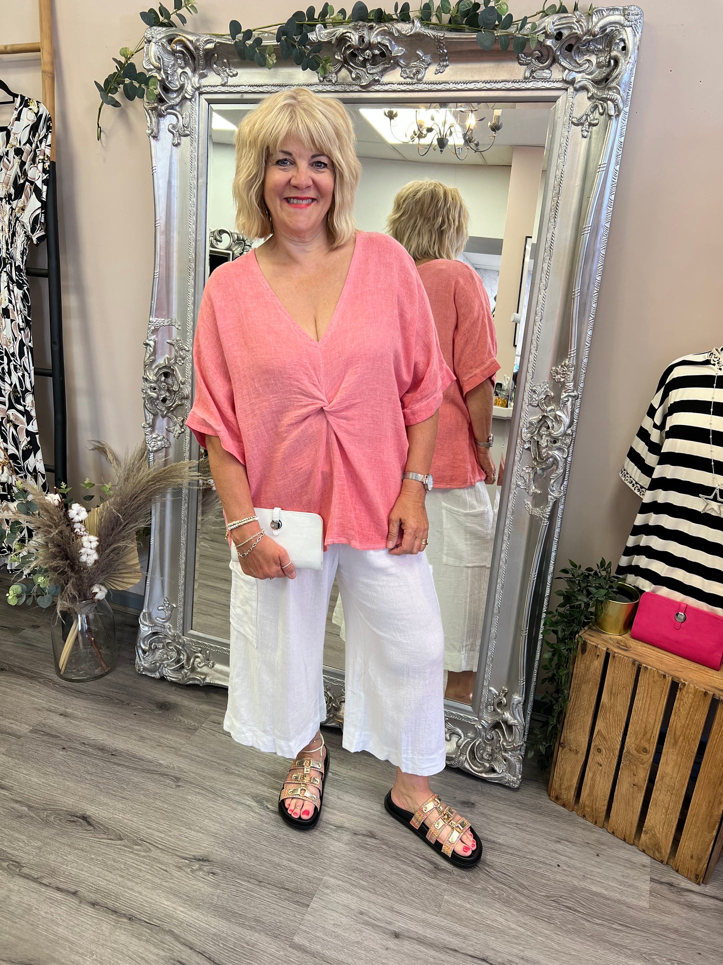Nola Twist Front Top