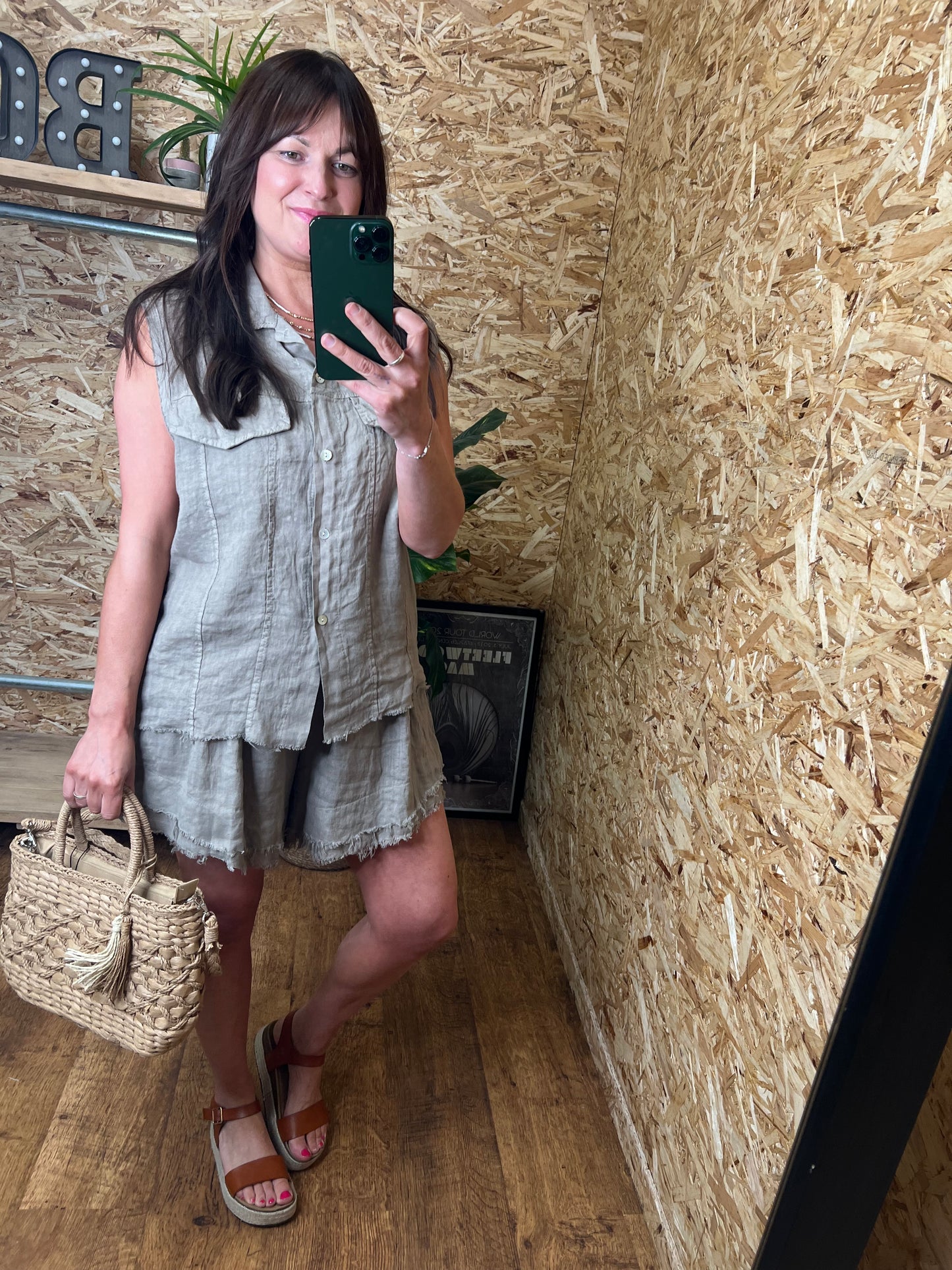 Athena Linen Sleeveless Shirt