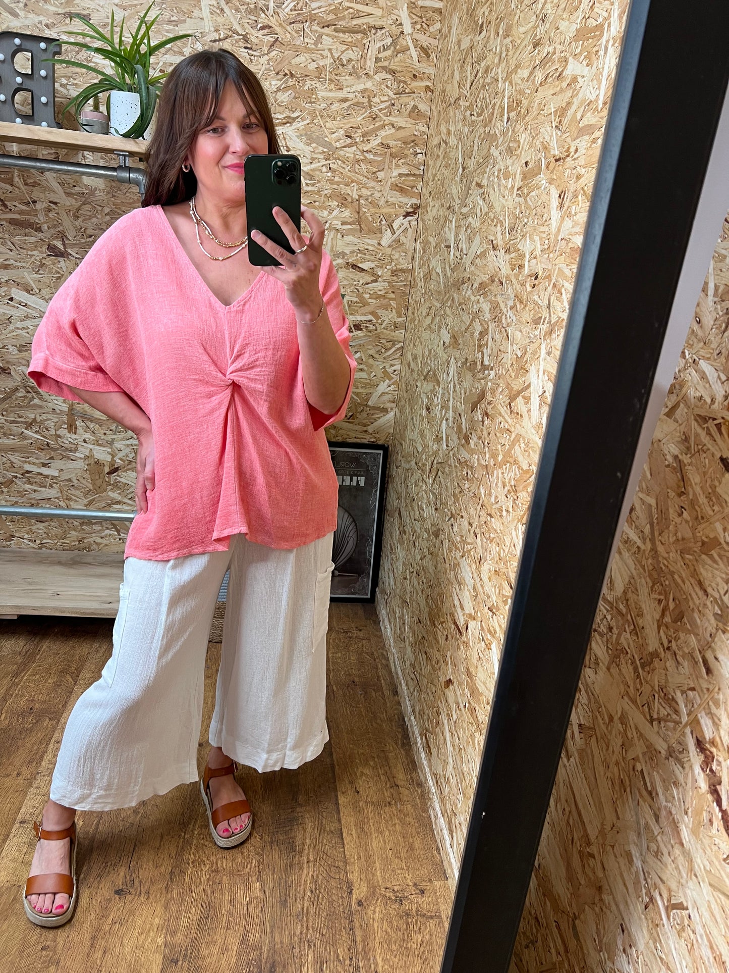 Nola Twist Front Top
