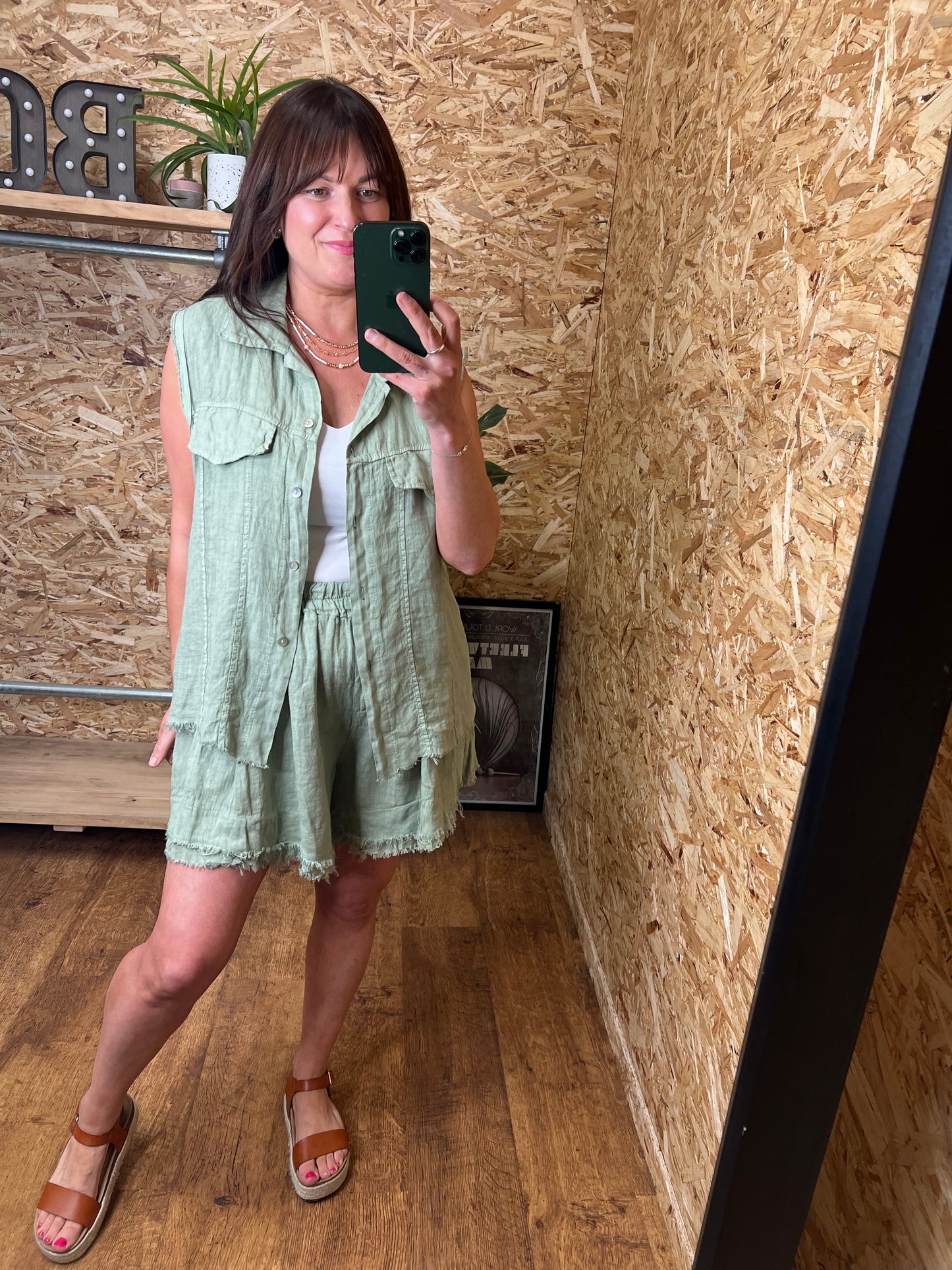 Athena Linen Sleeveless Shirt
