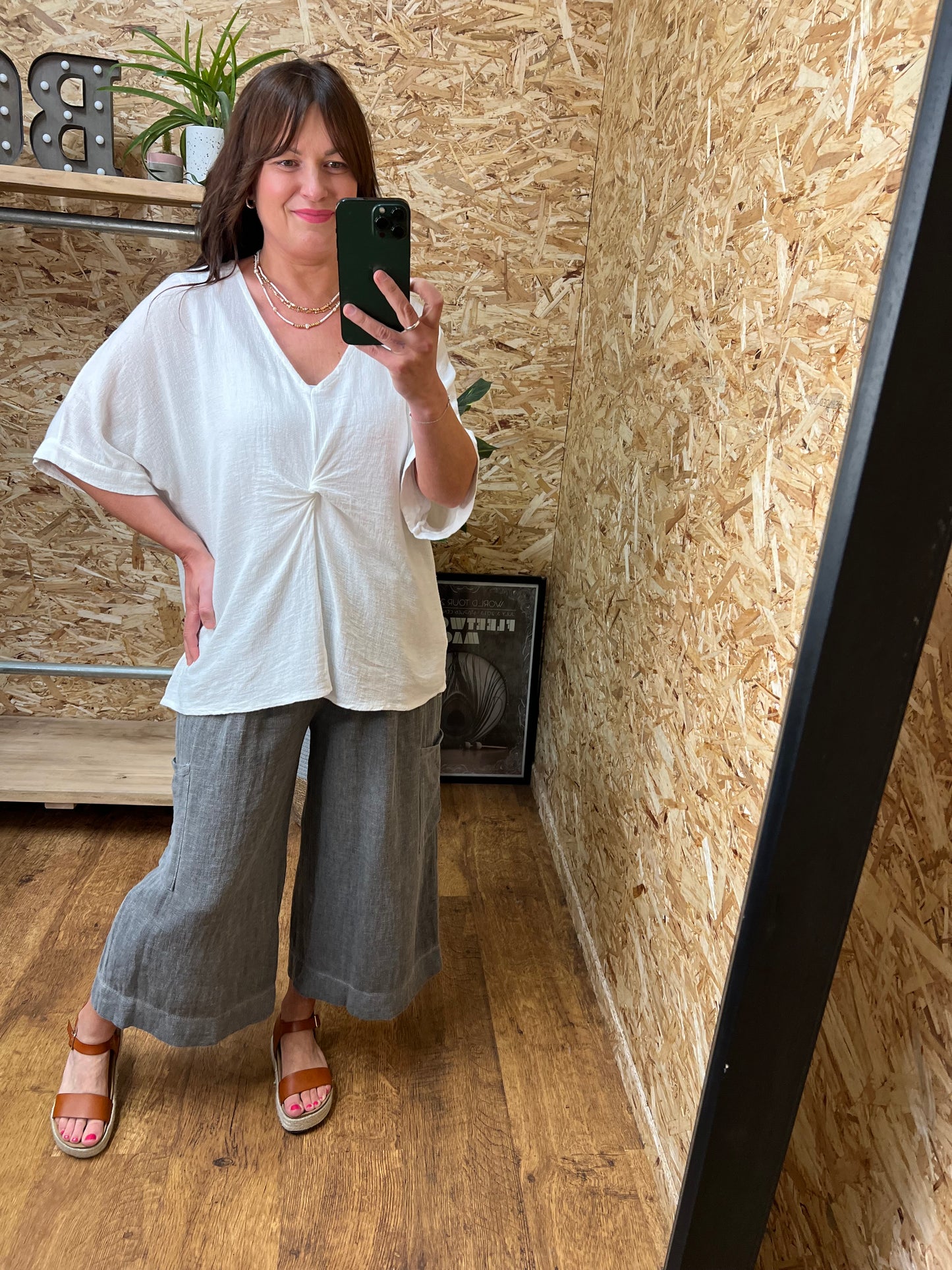 Nola Twist Front Top
