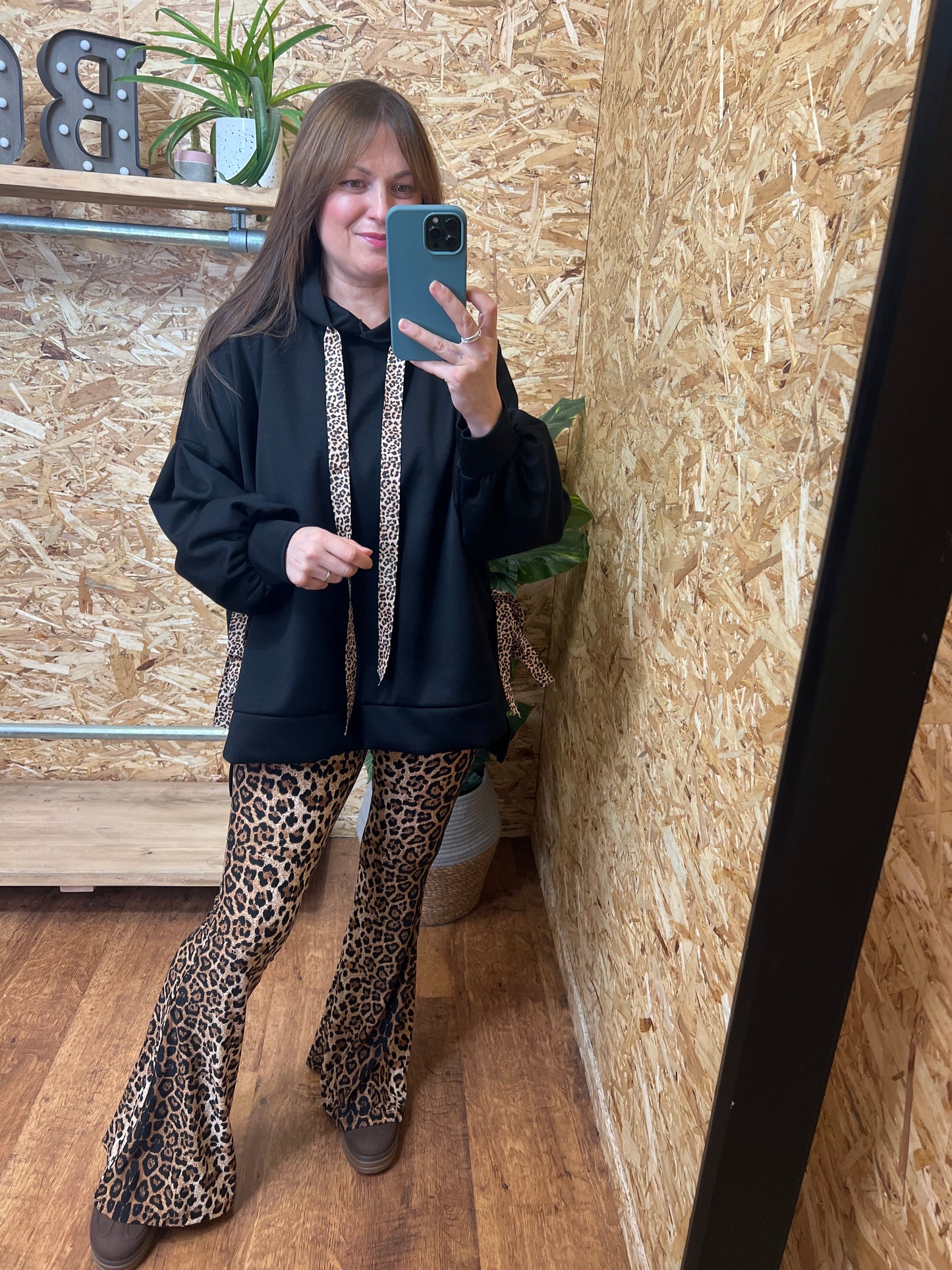 Leopard Ribbon Tie Hoodie