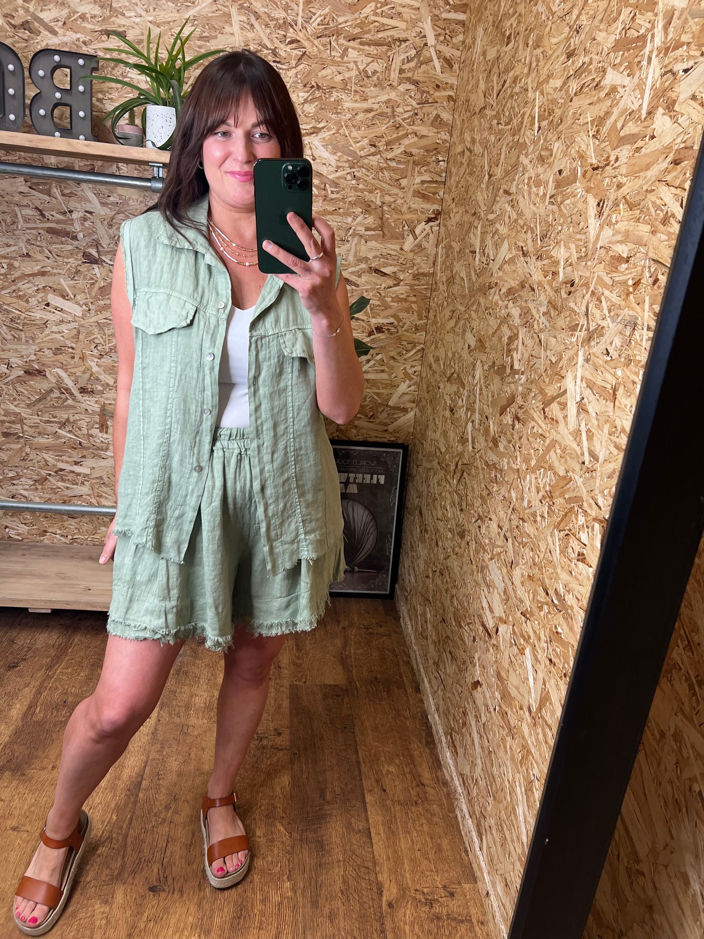 Athena Linen Sleeveless Shirt