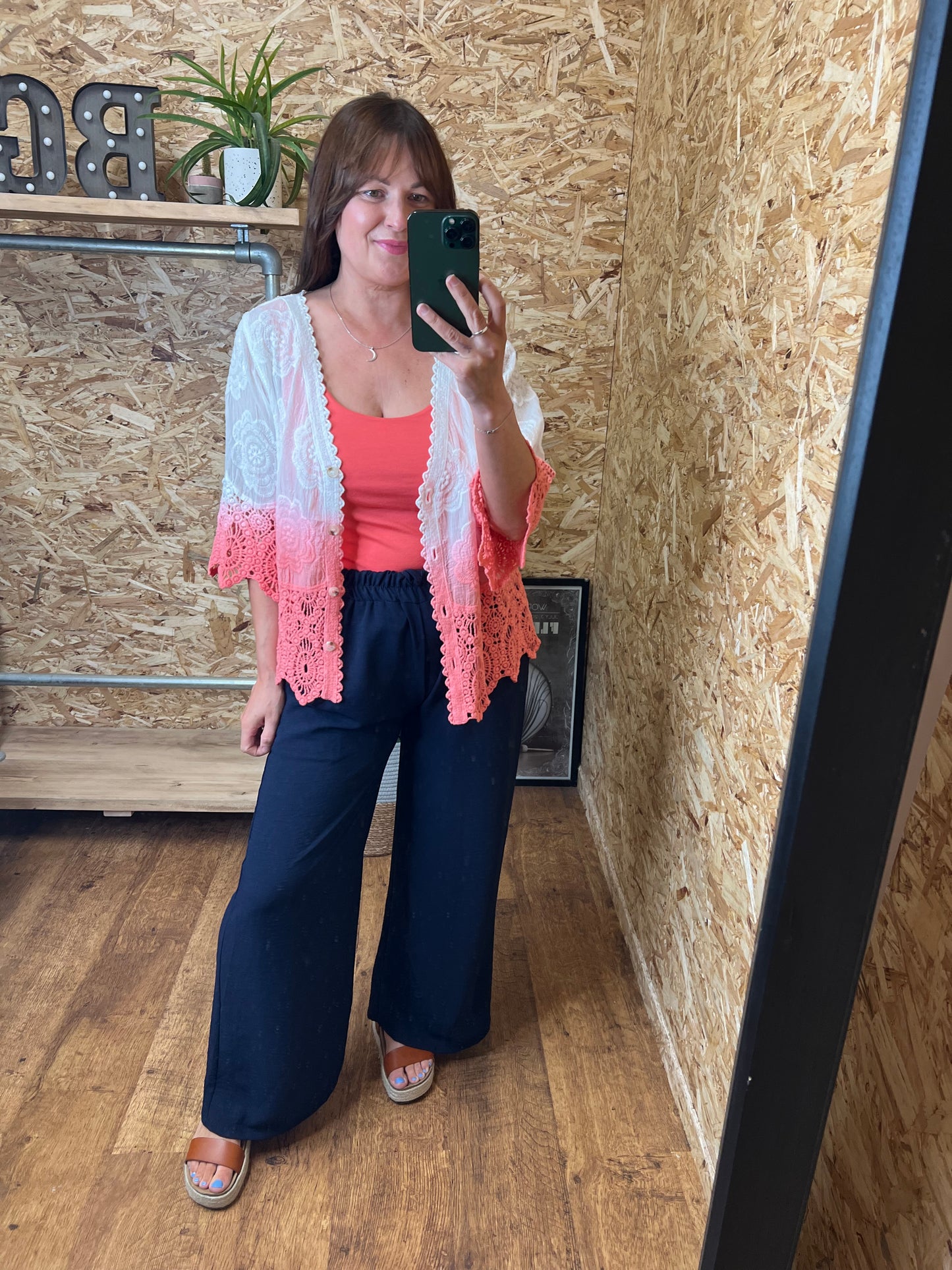 Lightweight Wide Leg Trousers⁷