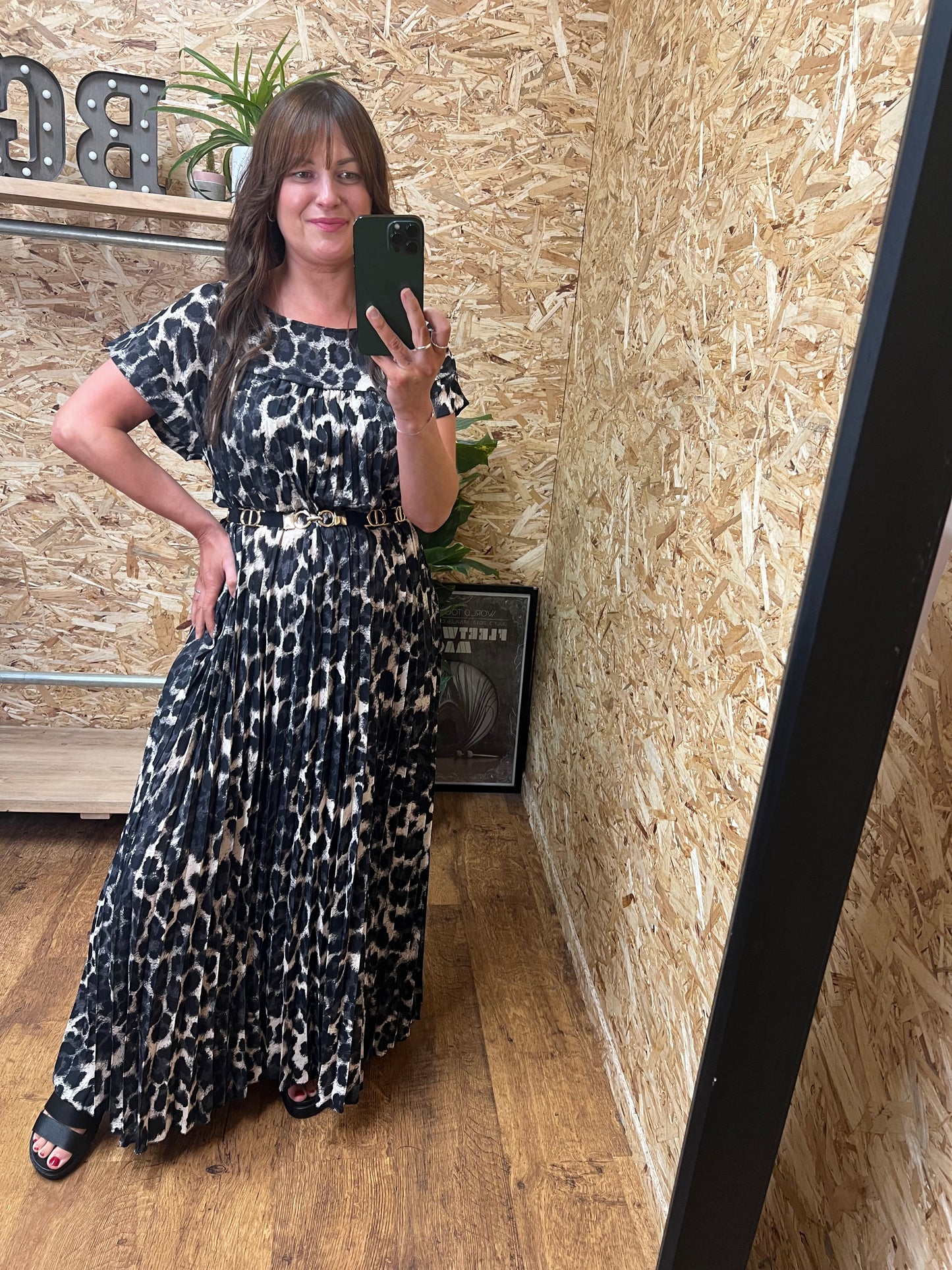 Amelia Pleated Maxi Leopard Print