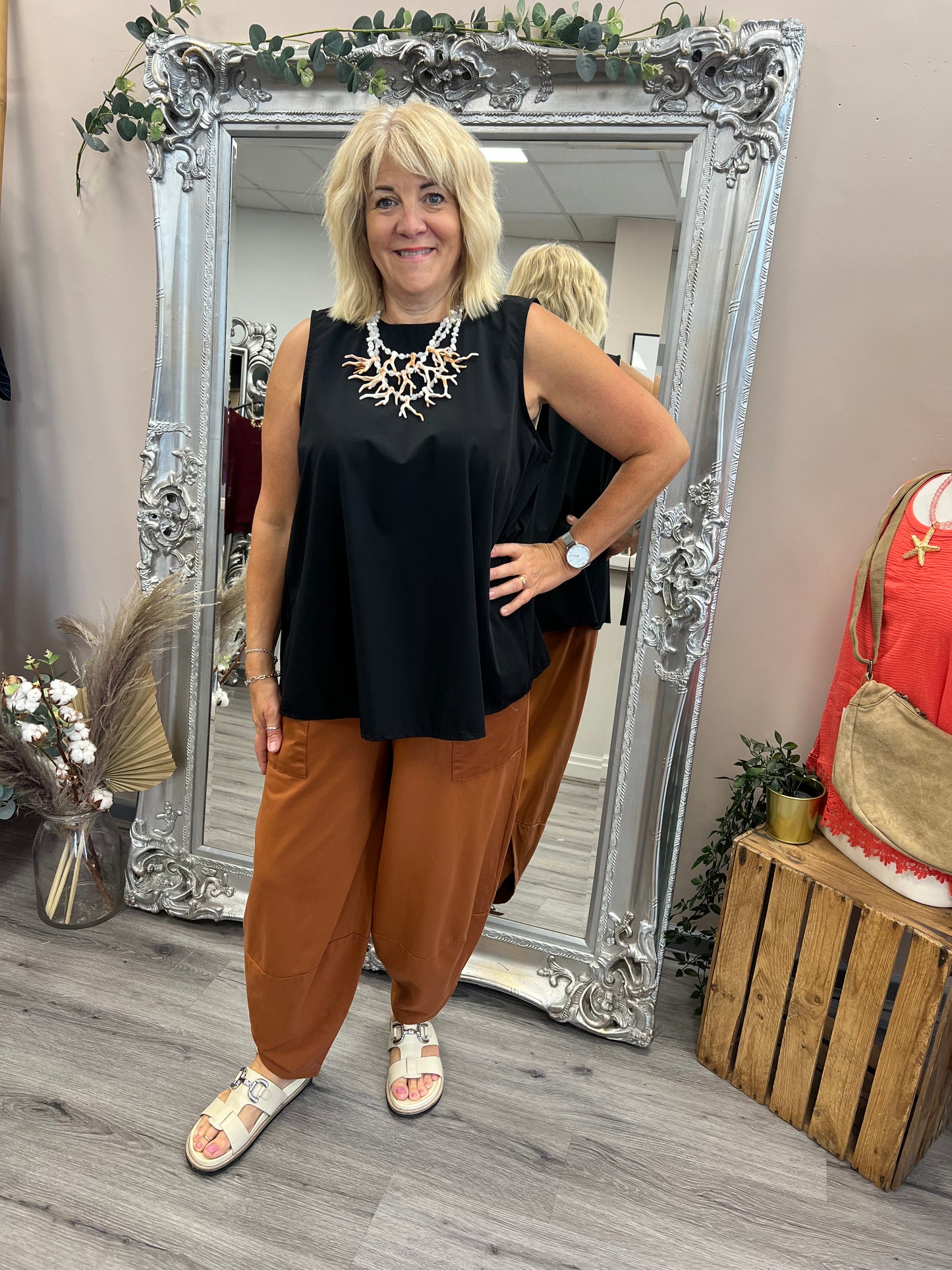 Tie Back Sleevless Top