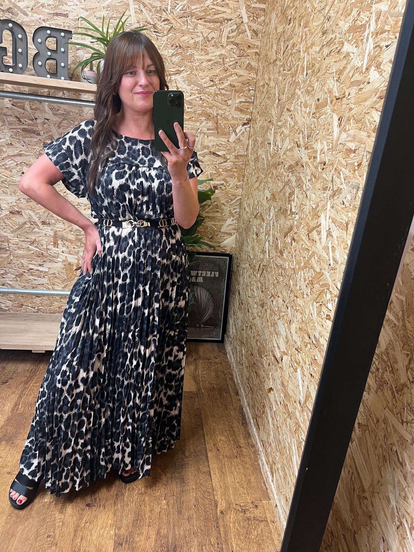 Amelia Pleated Maxi Leopard Print