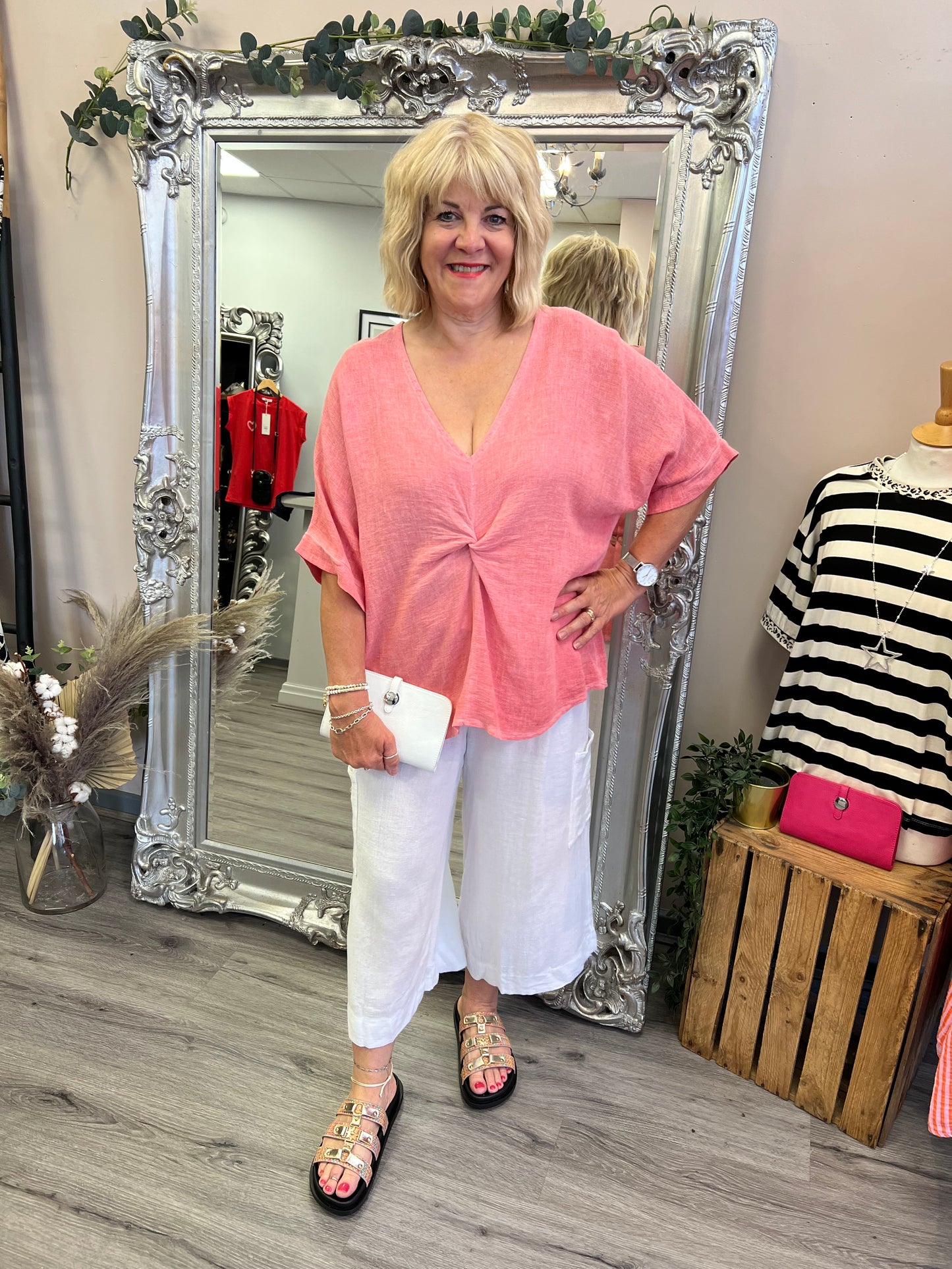 Nola Twist Front Top
