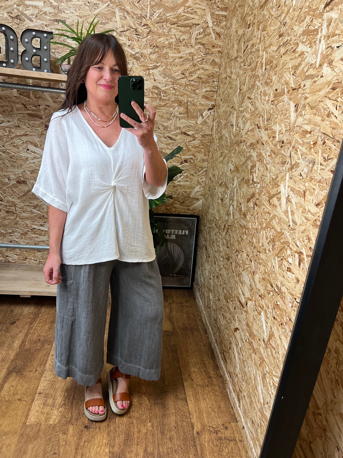 Nola Twist Front Top