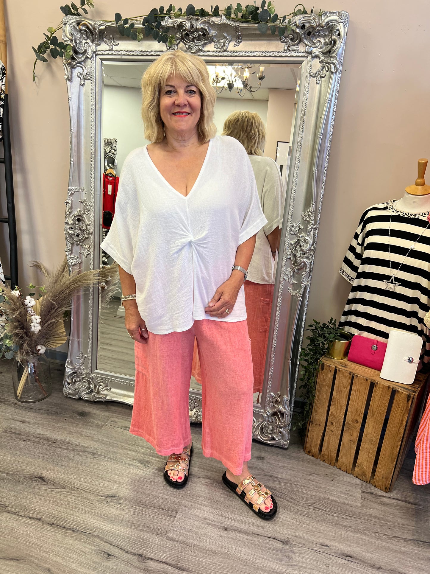 Nola Twist Front Top