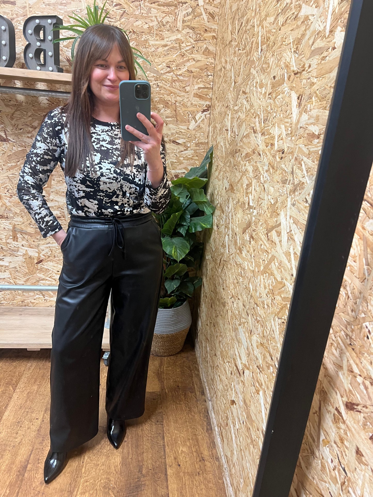 Metallic Foil Mesh Top