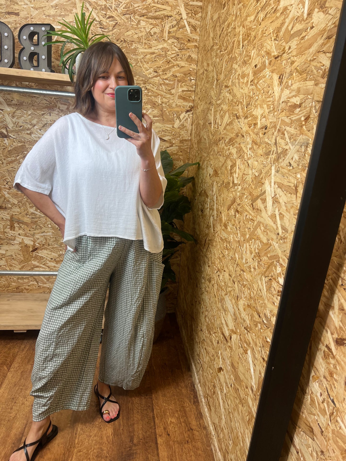 Gingham Barrel Trousers