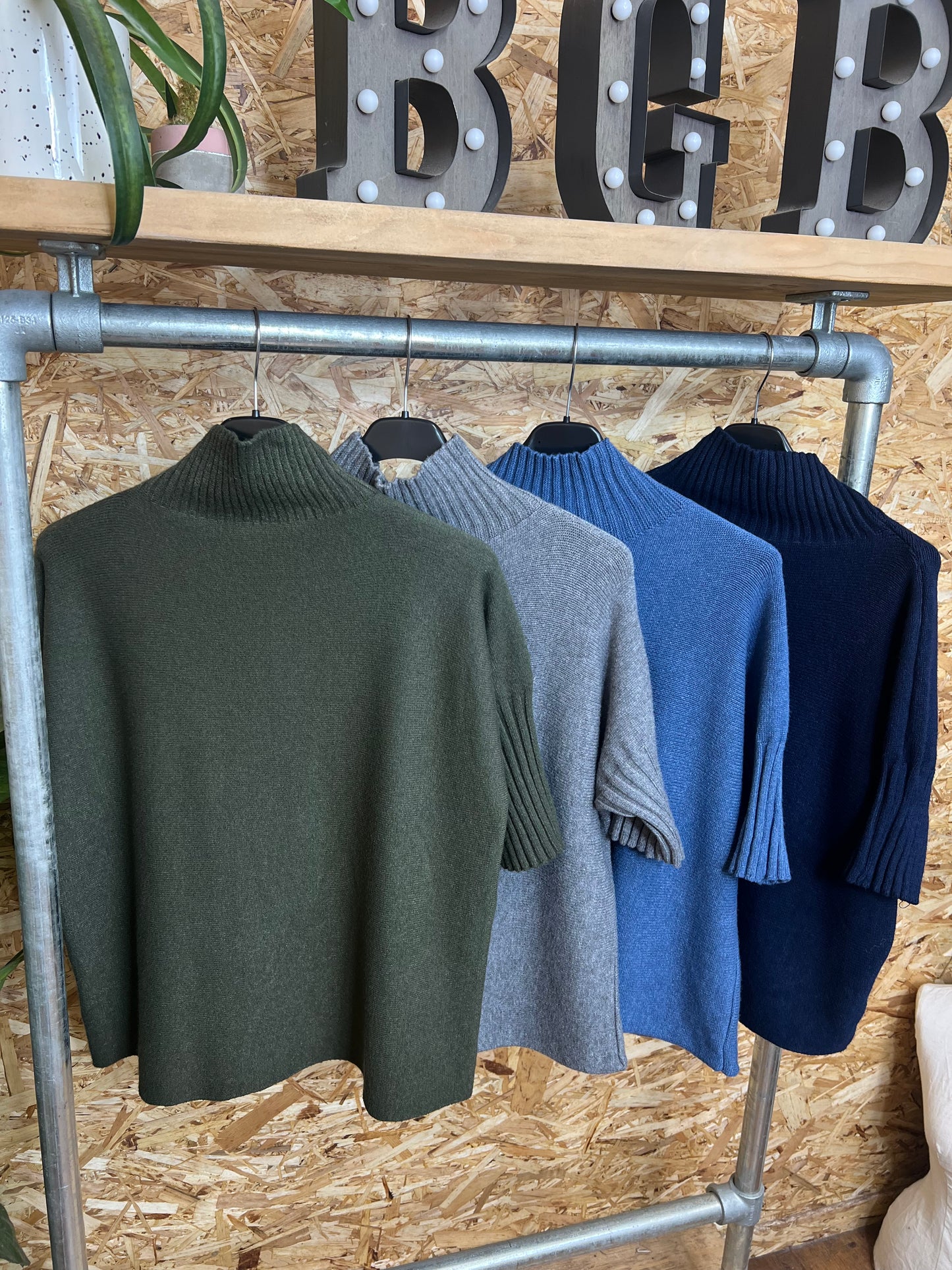 Short Sleeve Adele Knit