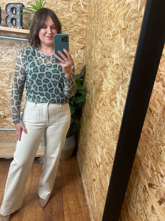 Pocket Front Jeans- Beige