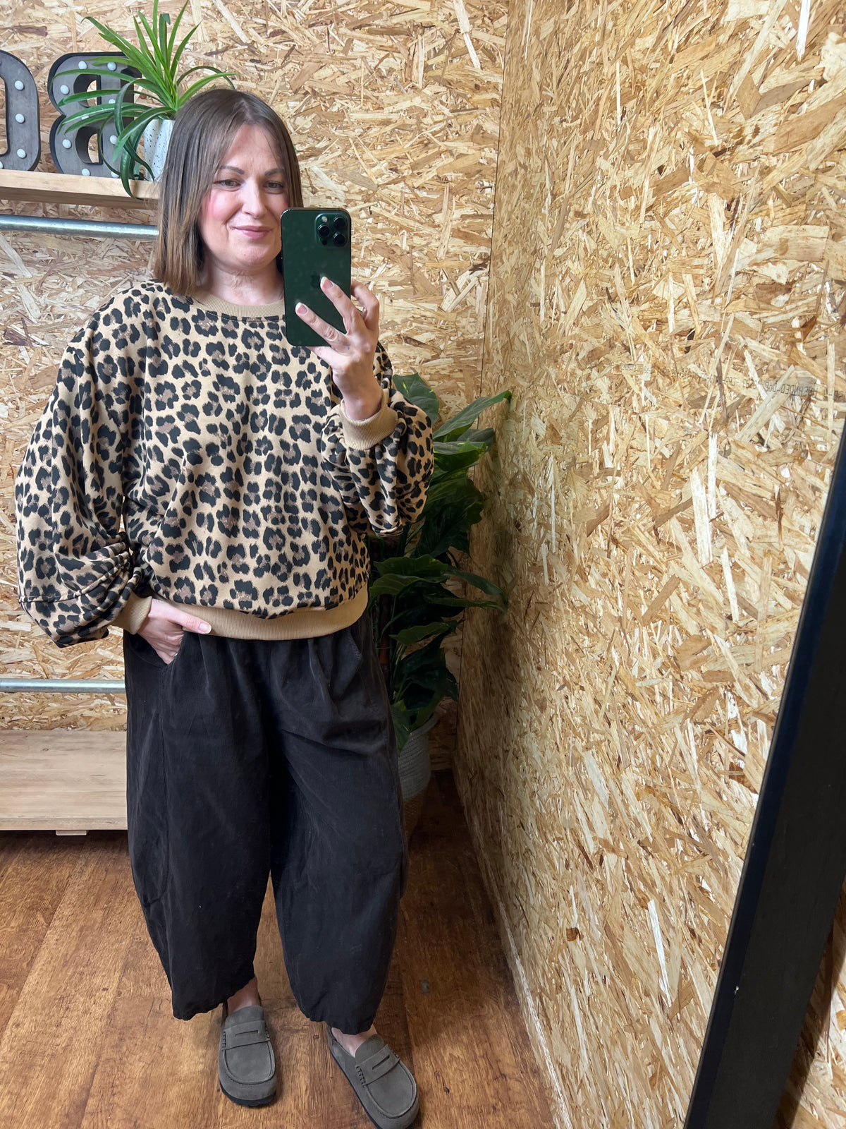 Balloon Sleeve Animal Print Sweatshirt