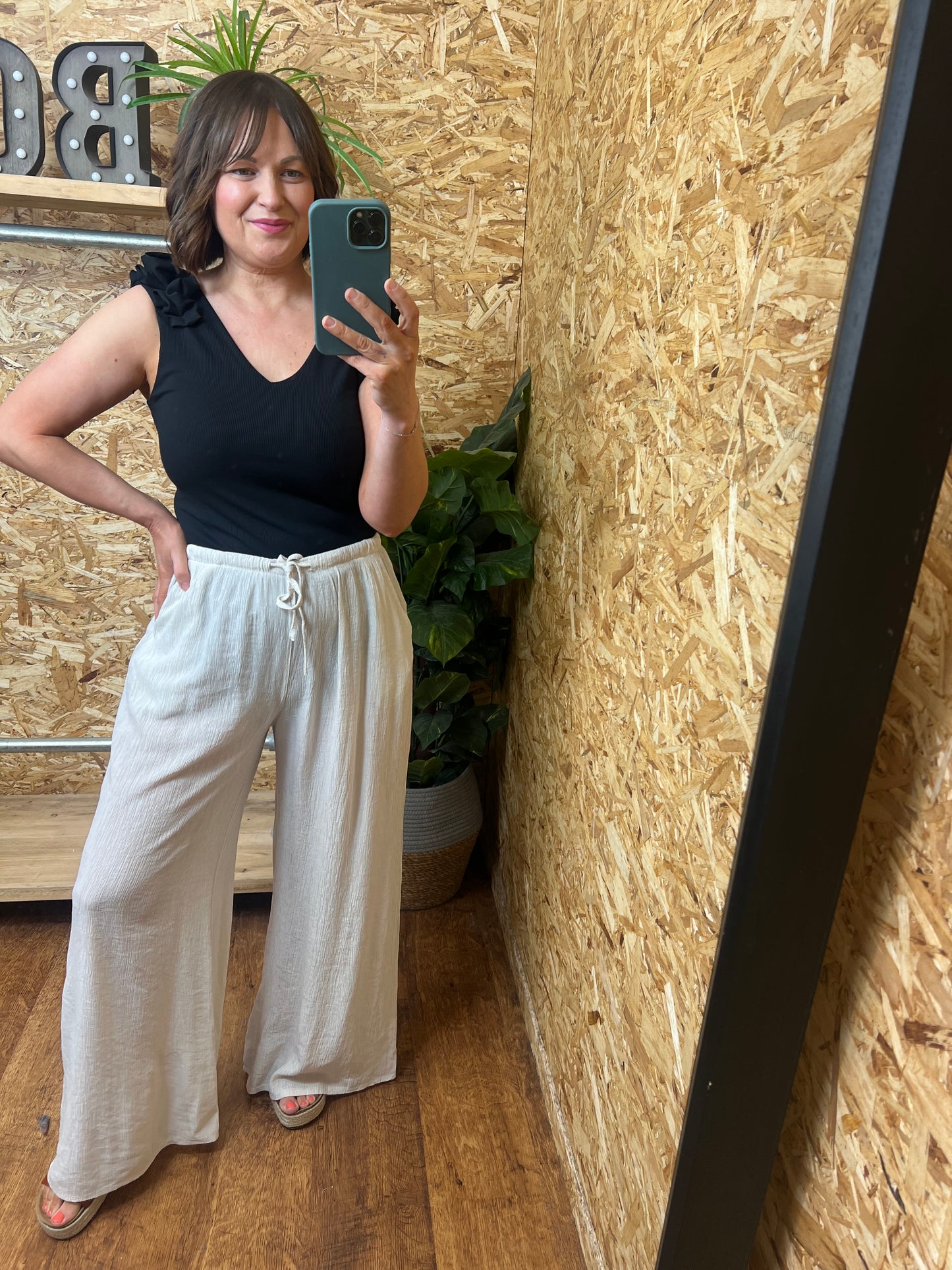 Raya Plisse Trousers