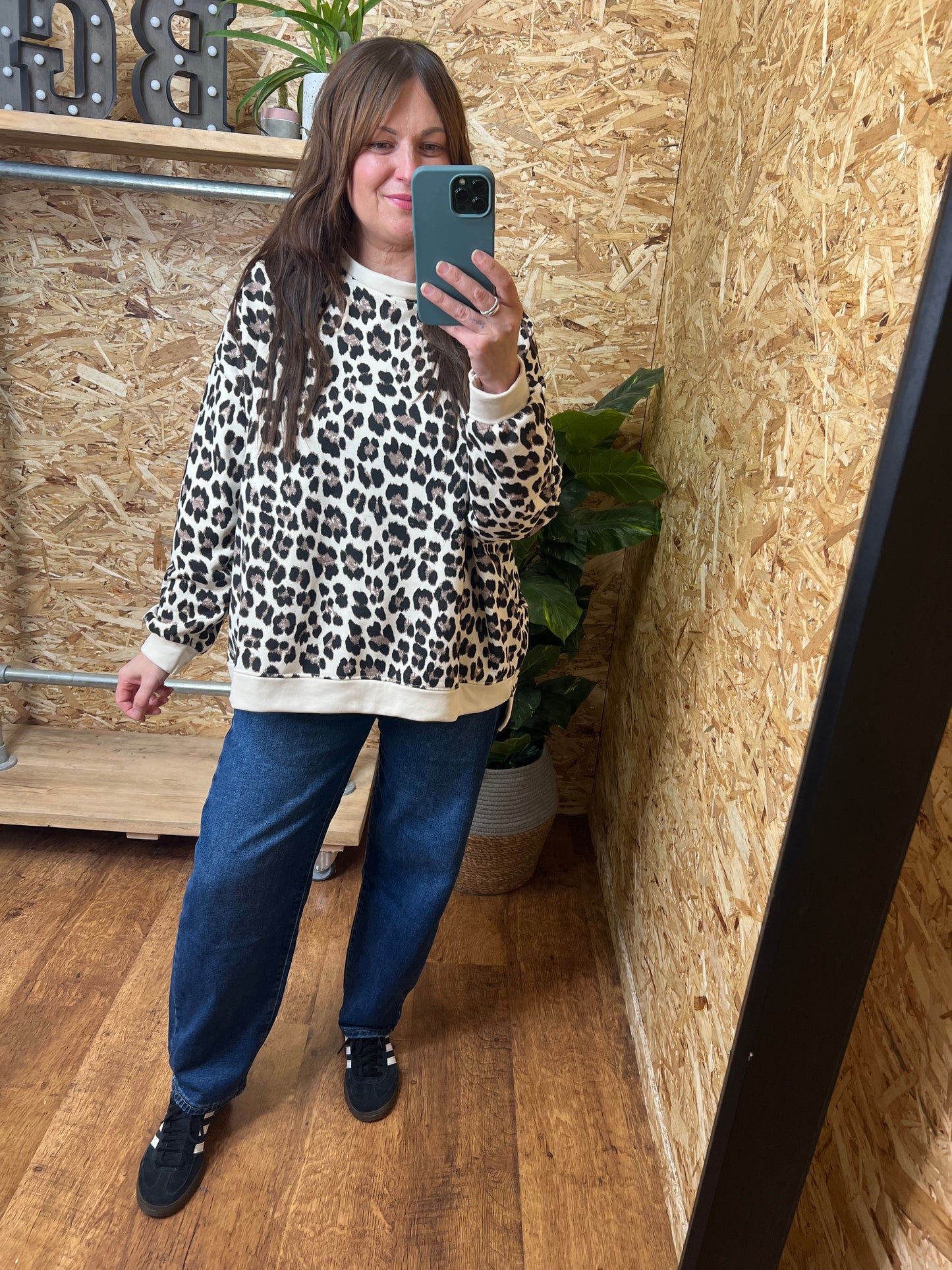 Oversized Leopard Sweatshirt