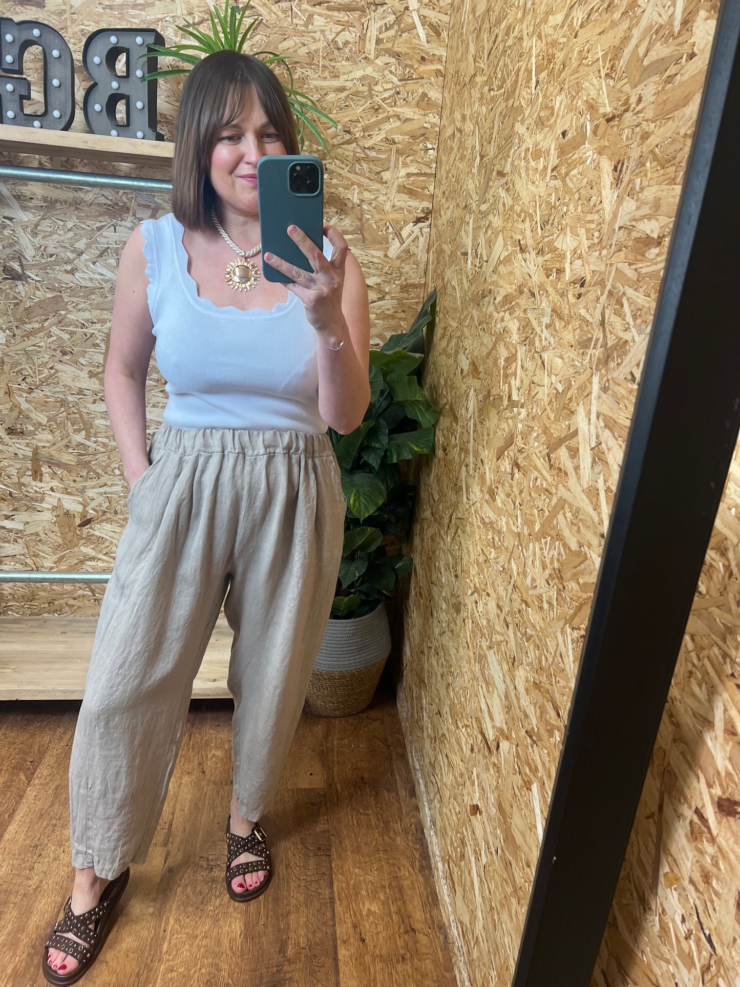Linen Tapered Trousers