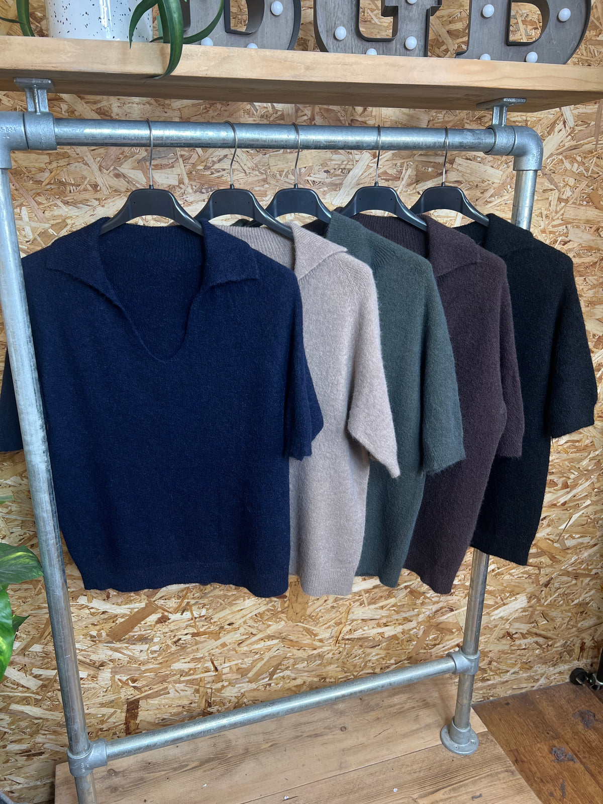 Cara V Neck Collar Knit