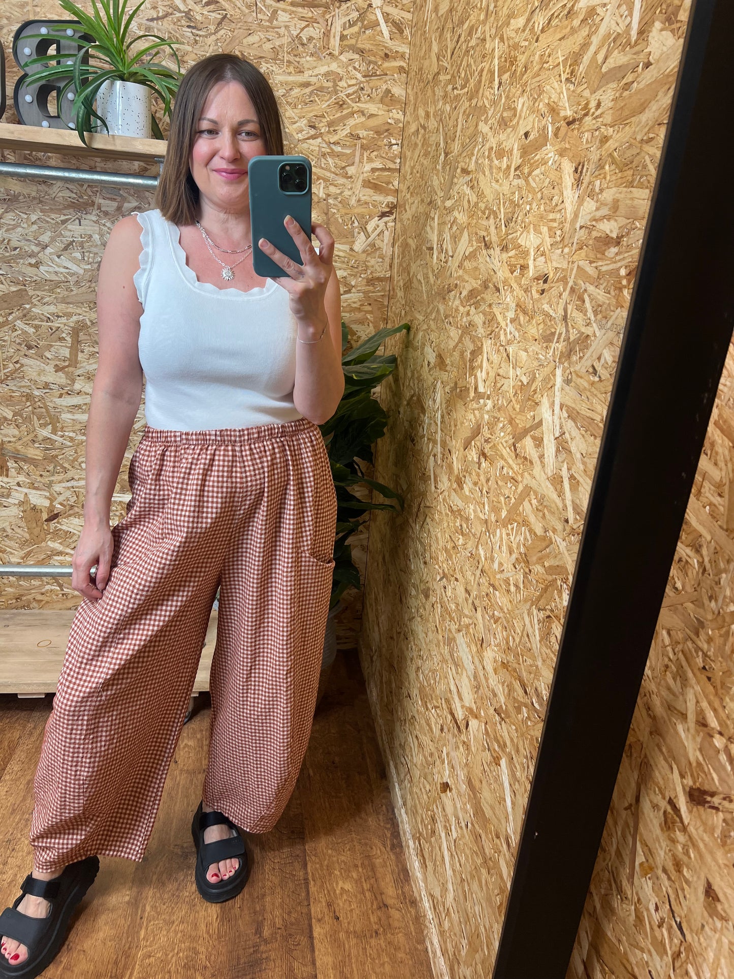 Gingham Barrel Leg Trousers