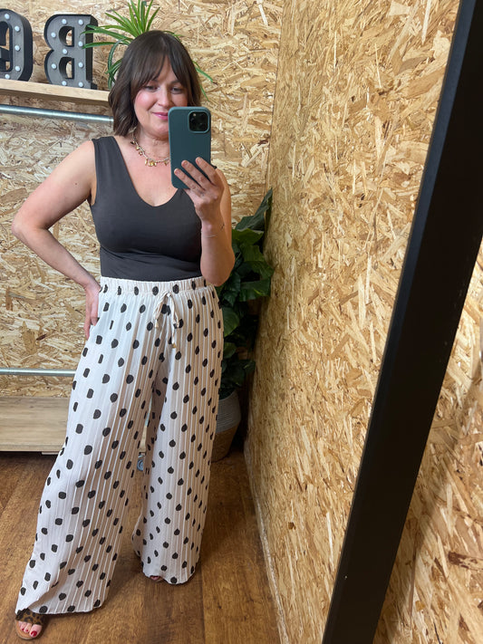 Polka Dot Pleated Trousers