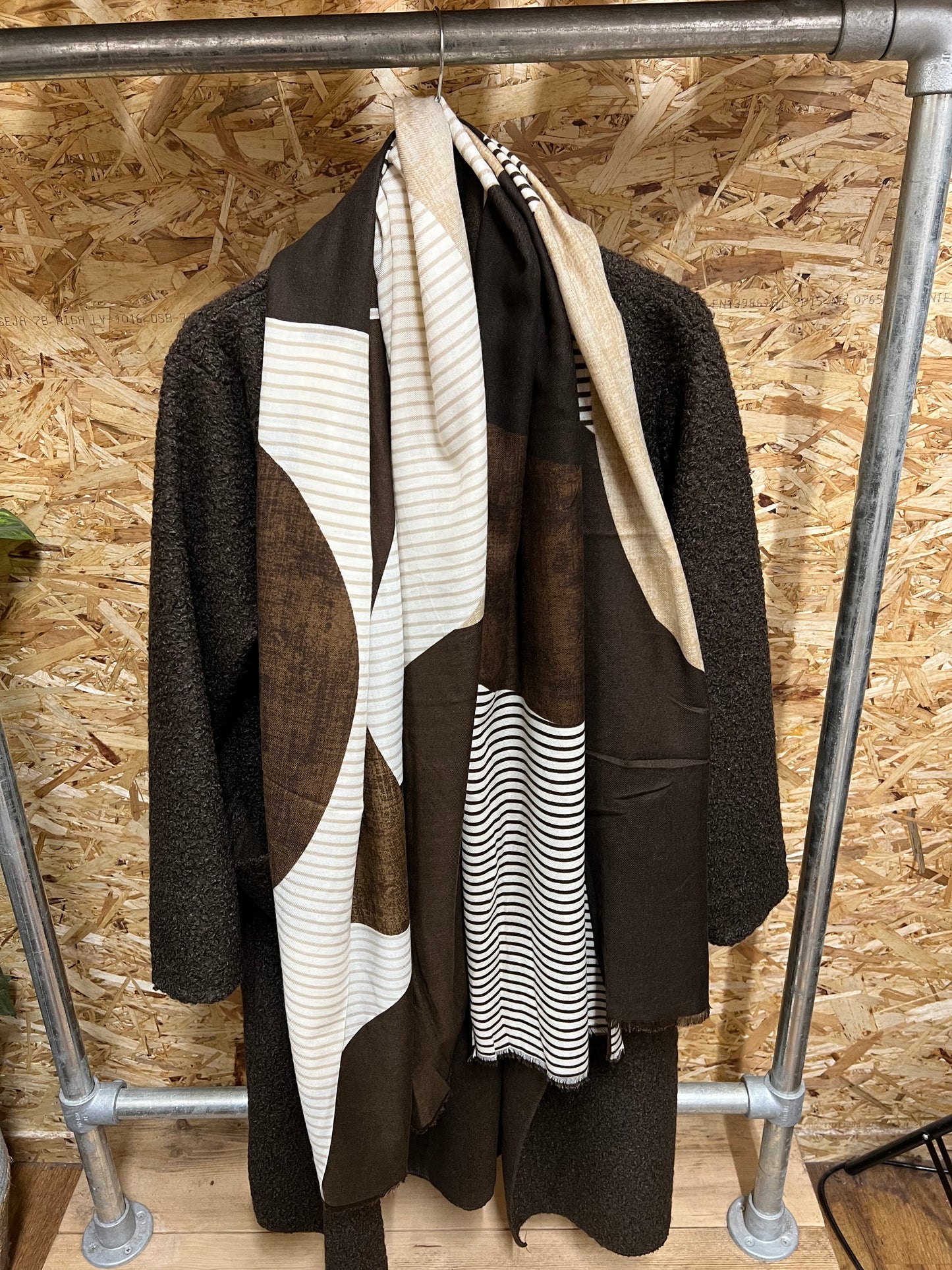 Abstract Stripe Scarf