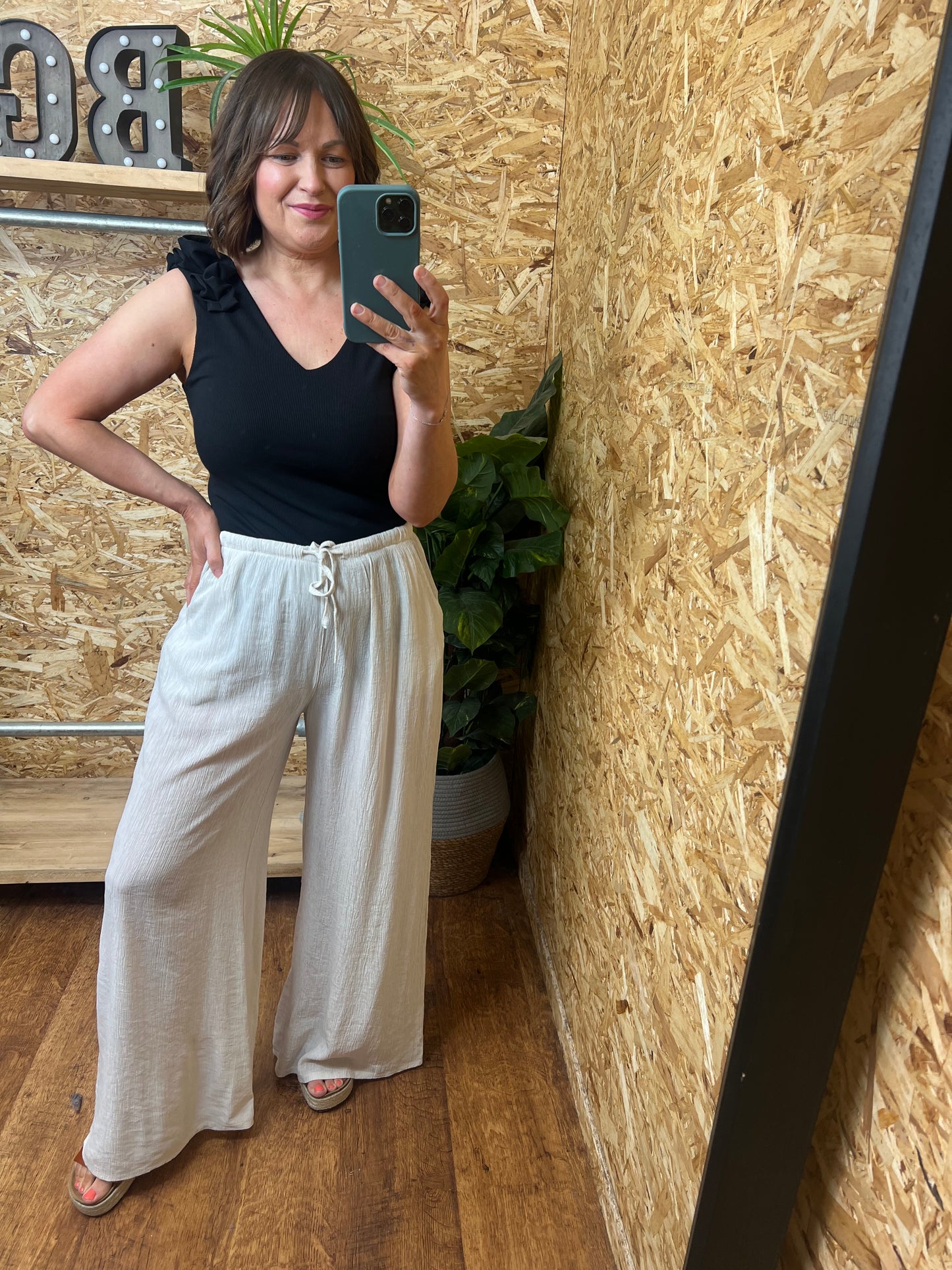 Raya Plisse Trousers
