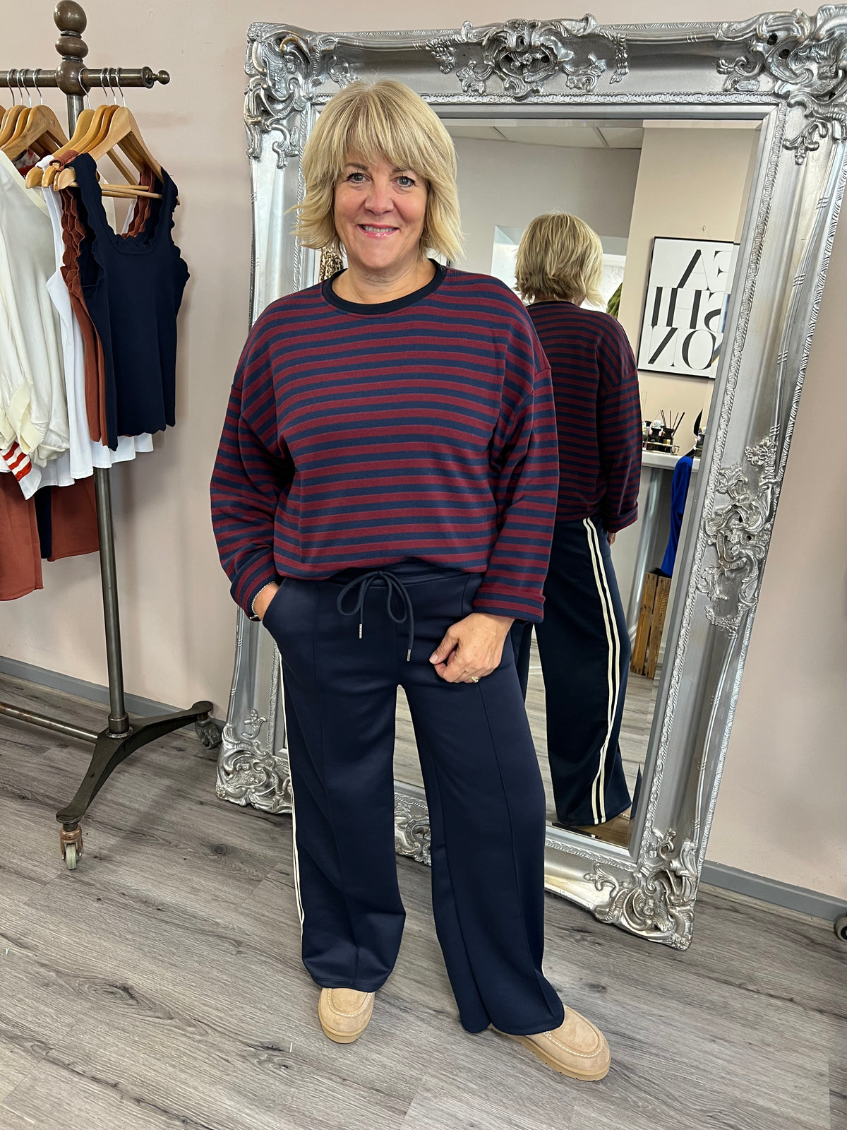 Basic Stripe Sweatshirt