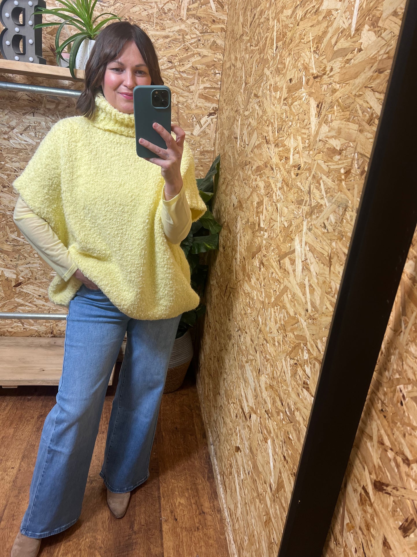 Sleeveless Popcorn Knit