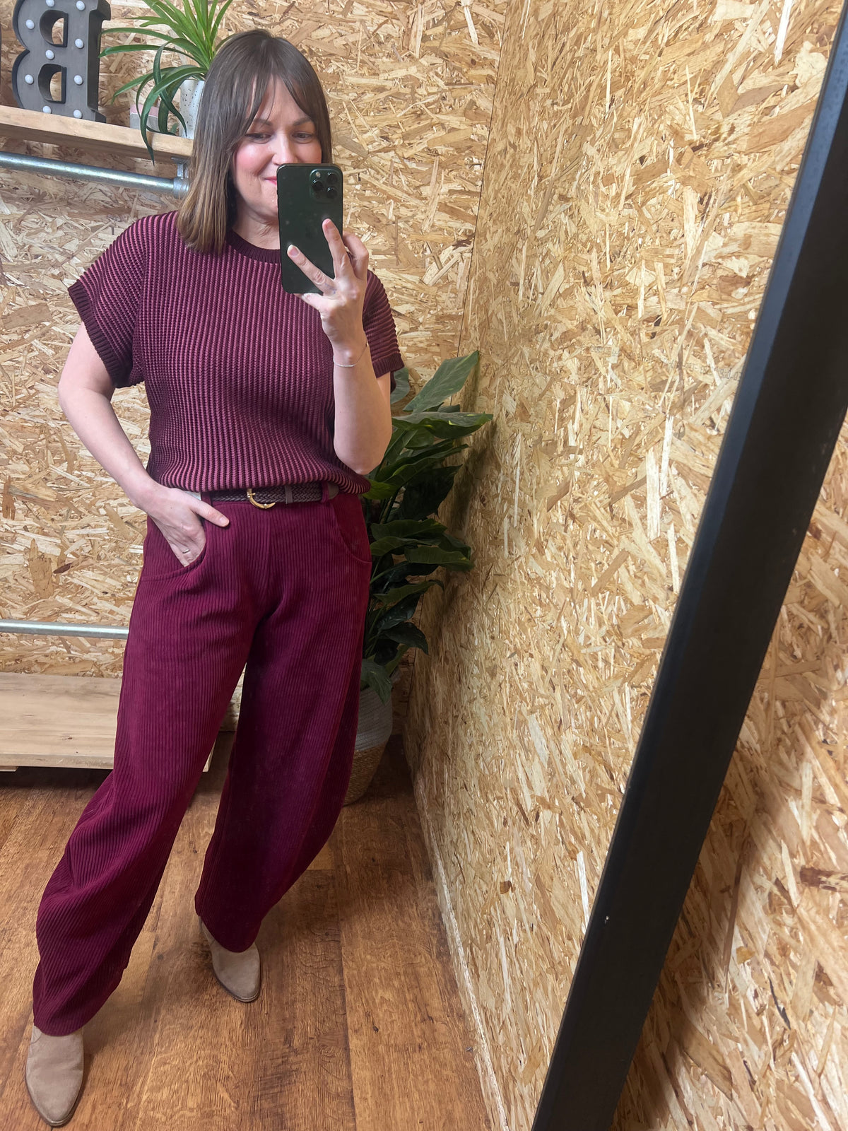 Hannah Barrel Cord Trousers