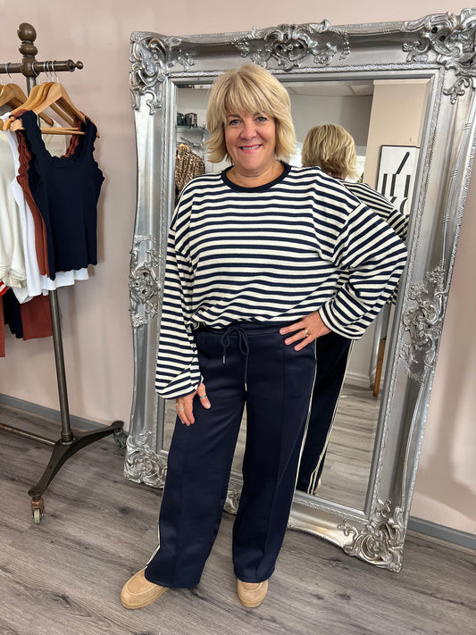 Basic Stripe Sweatshirt
