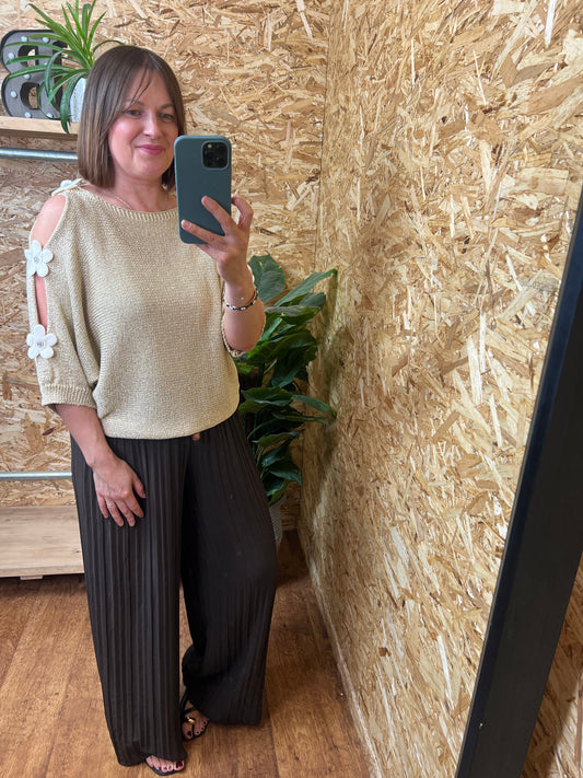 Gold Lurex Daisy Shoulder Knit