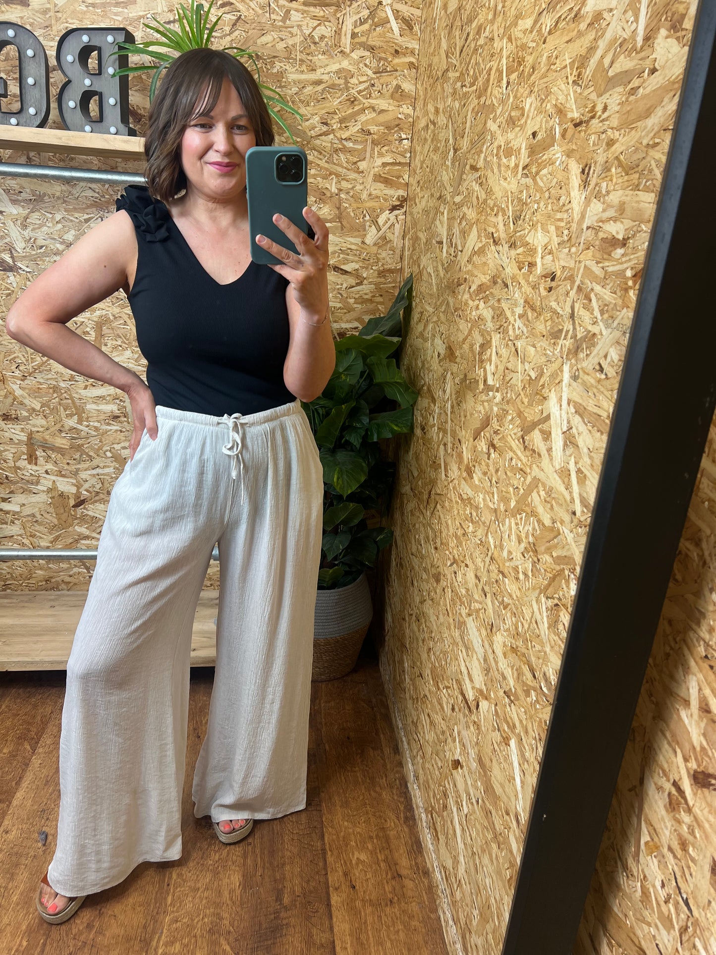 Raya Plisse Trousers