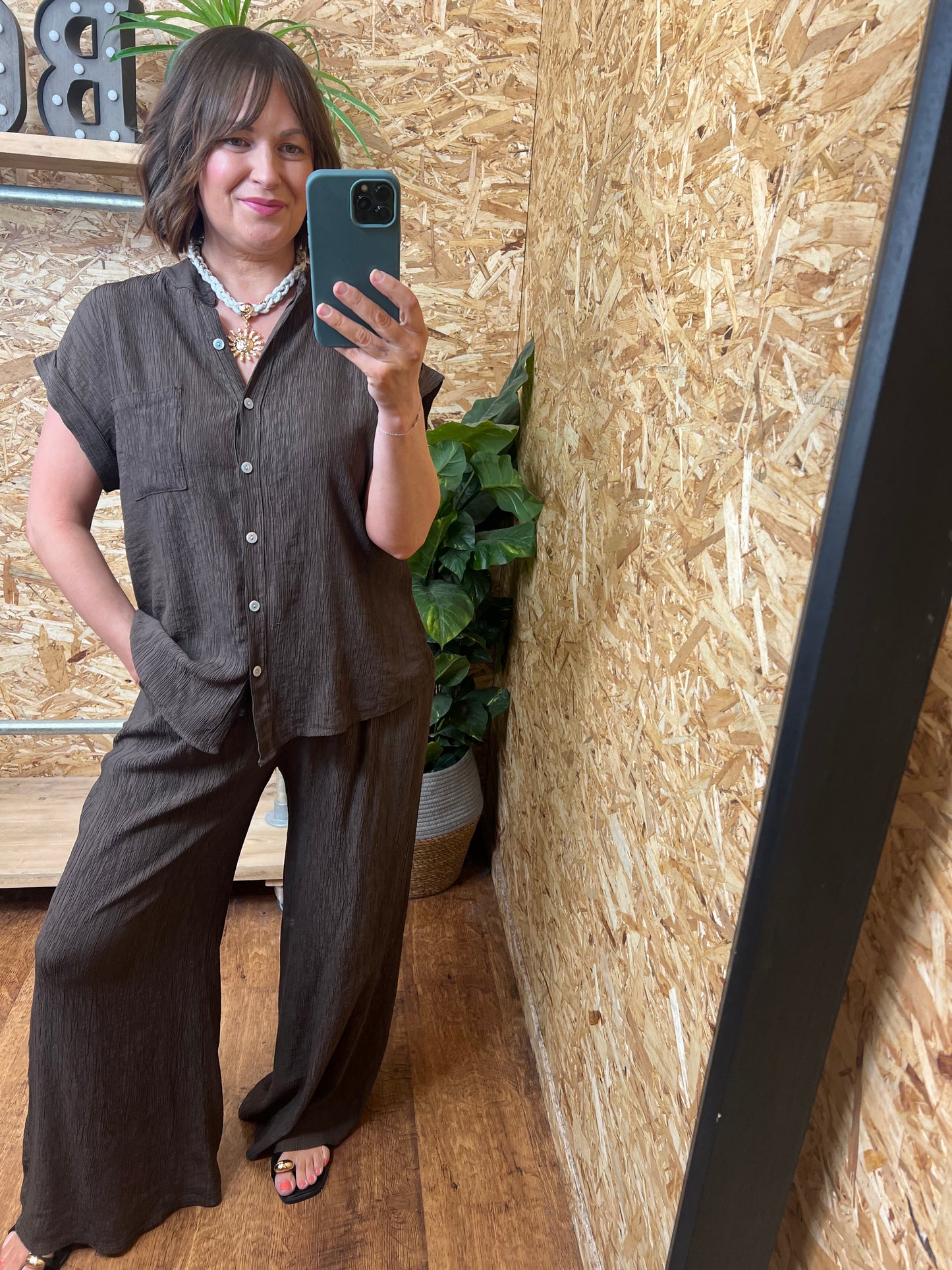Raya Plisse Trousers