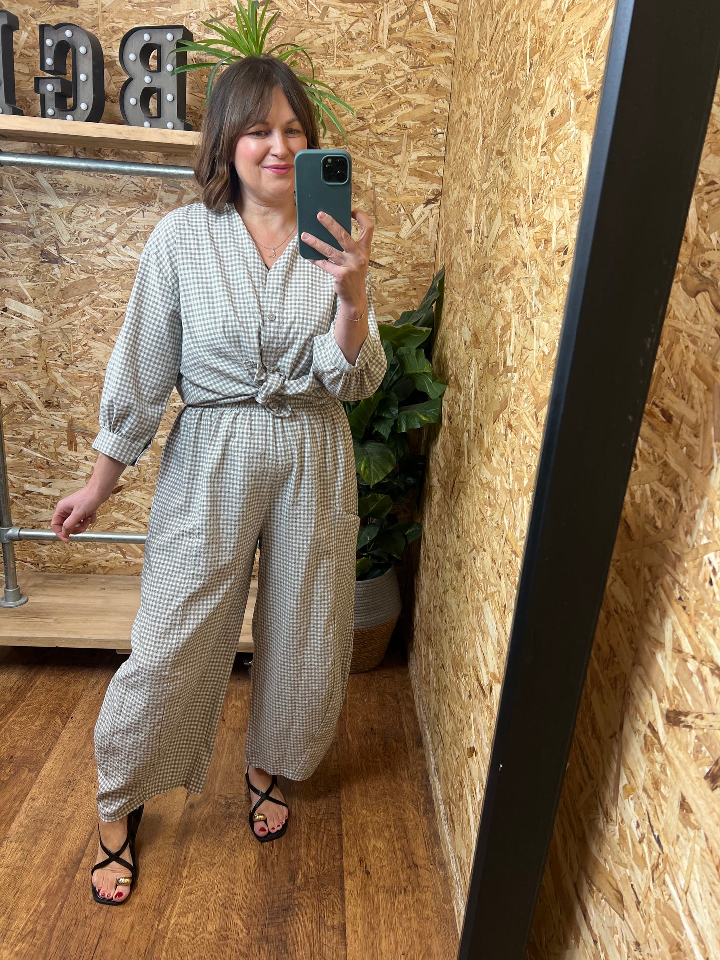 Gingham Barrel Trousers