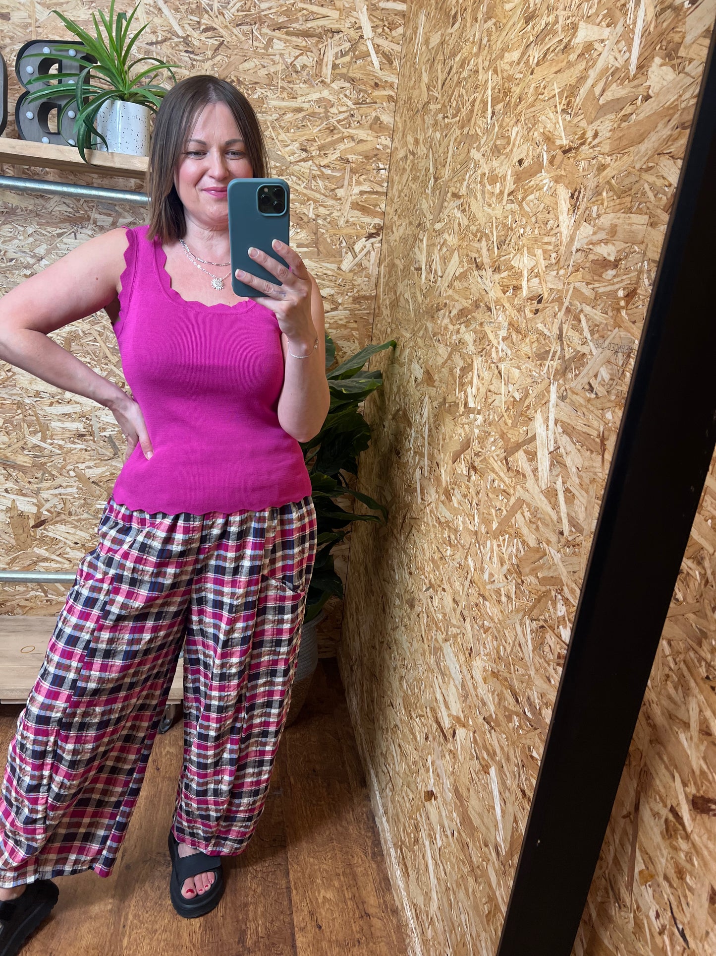 Checked Barrel Leg Trousers