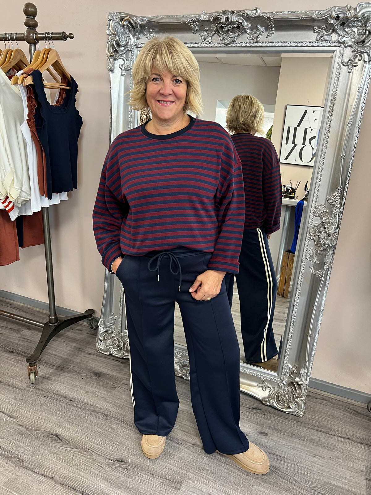 Basic Stripe Sweatshirt