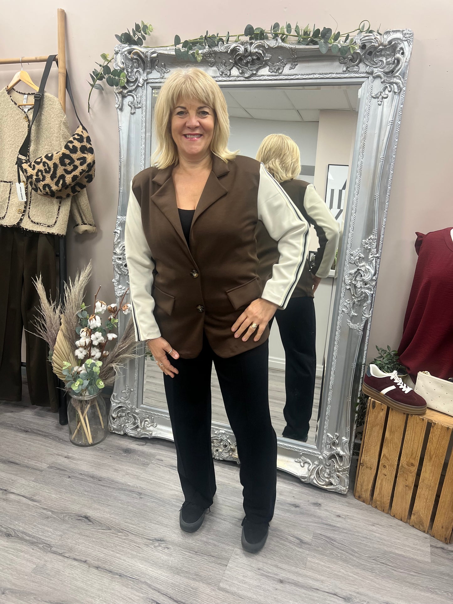 Casual Stripe Sleeve Blazer