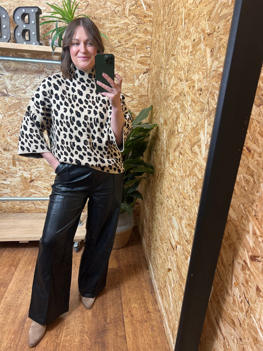 Leopard Piped Edge Knit