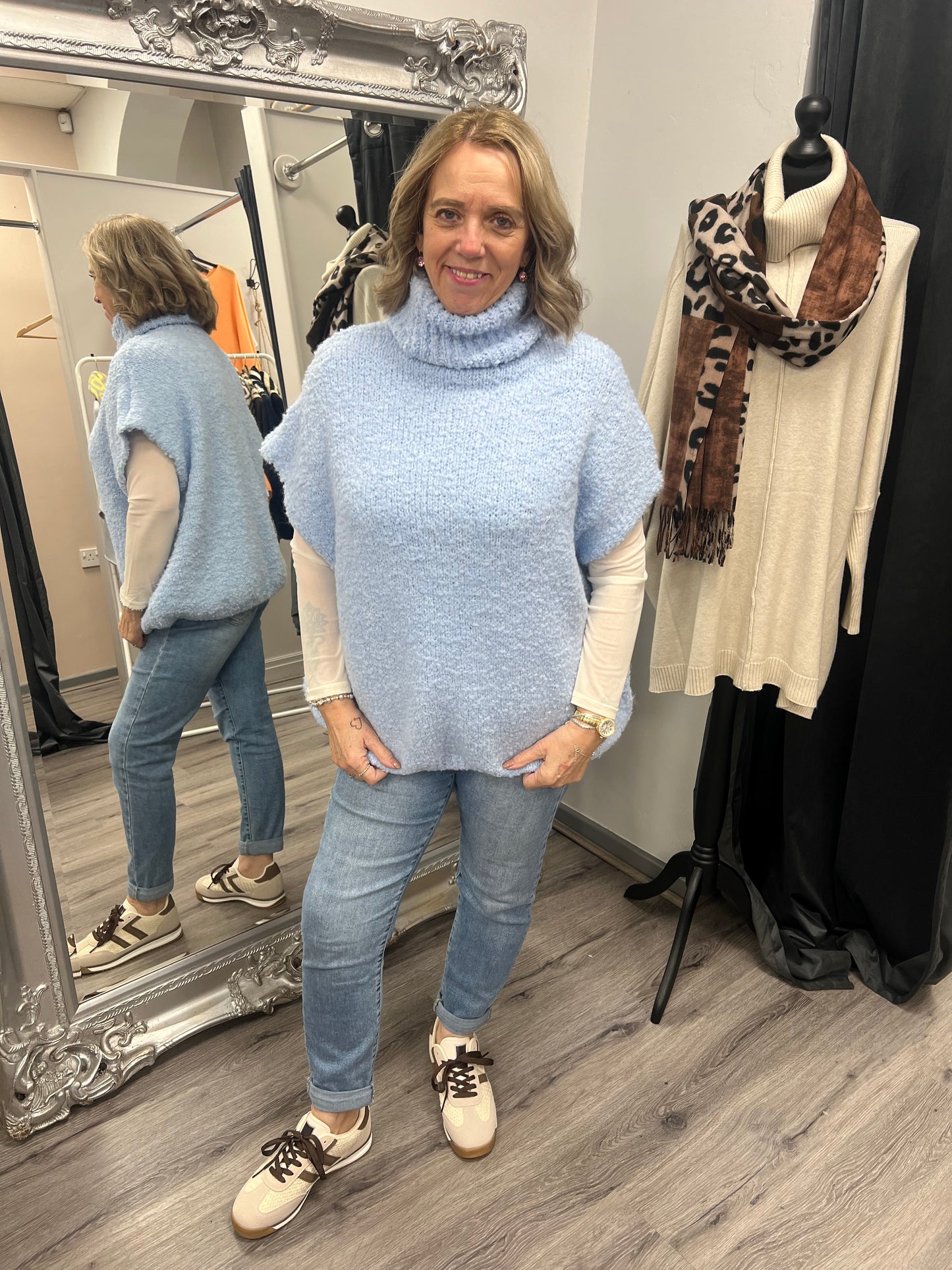 Sleeveless Popcorn Knit