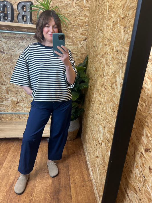 Barrel Leg Magic Trouser