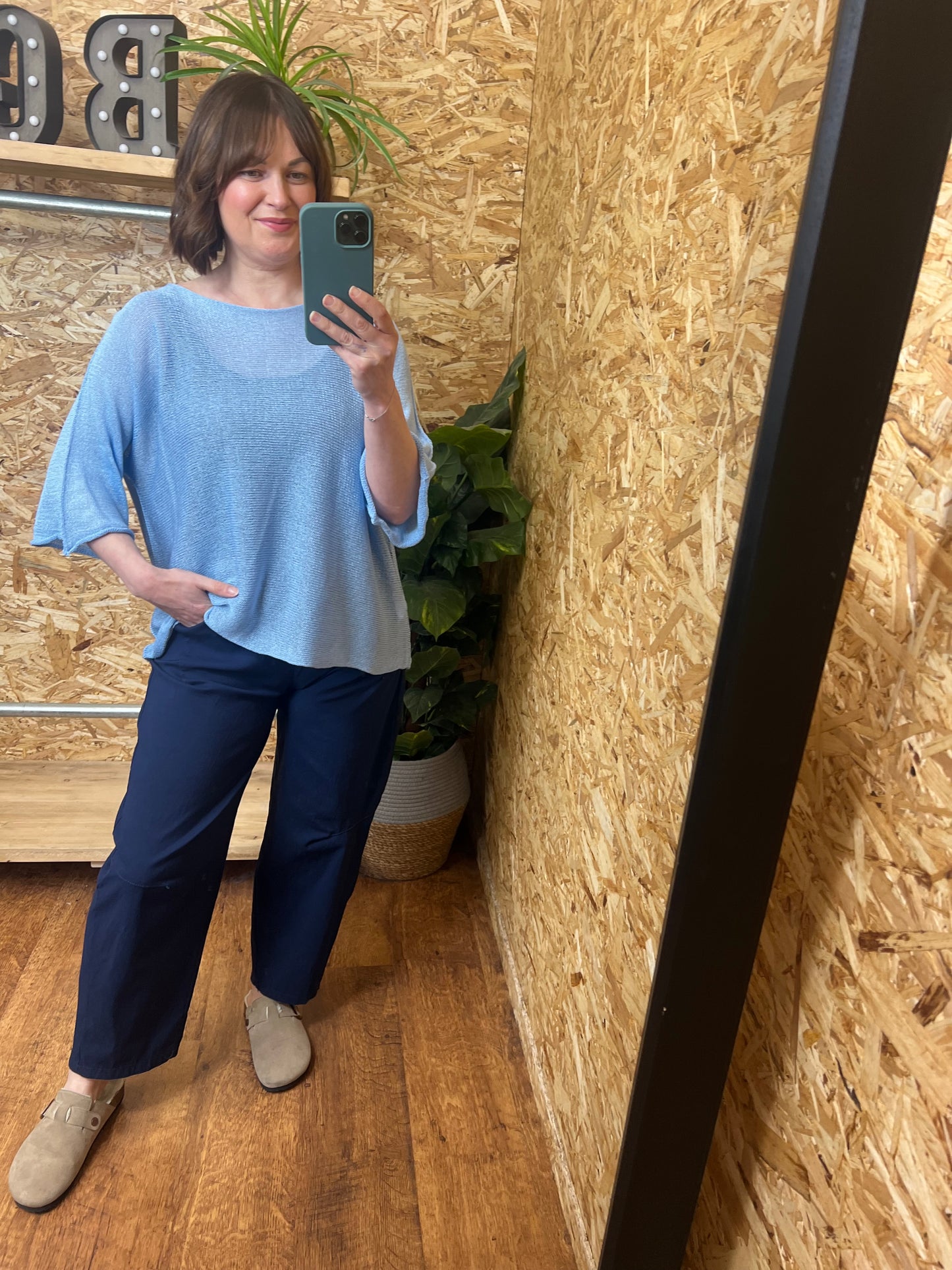 Barrel Leg Magic Trouser