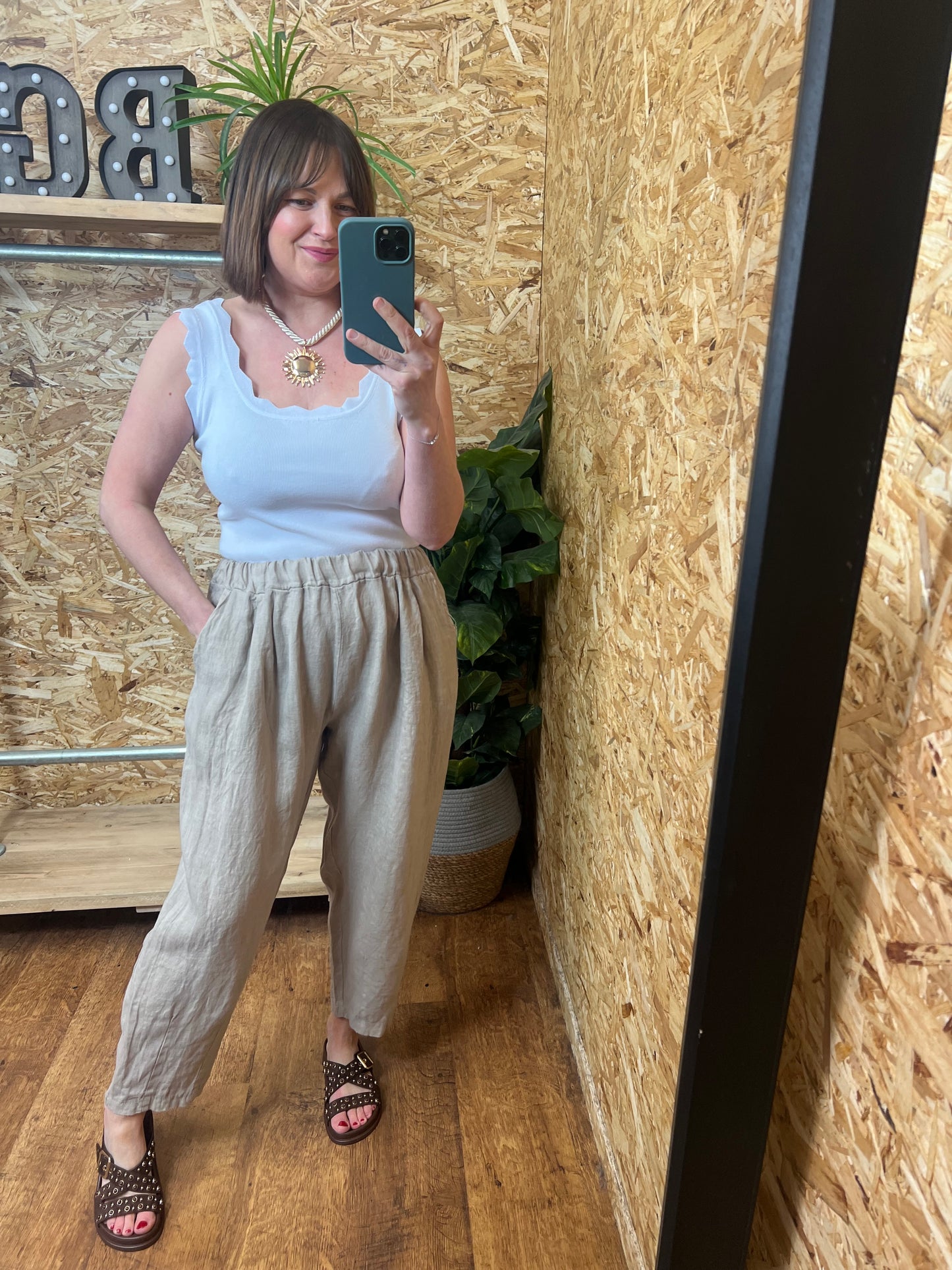 Linen Tapered Trousers
