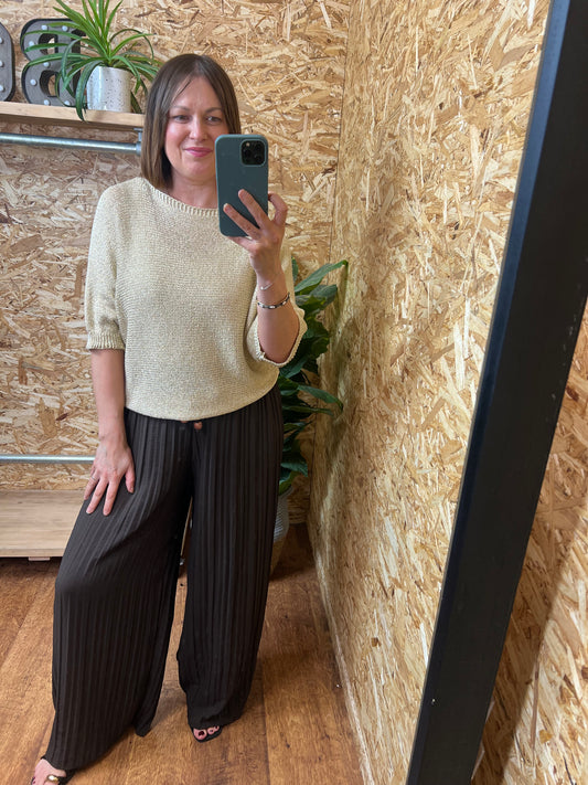 Gold Lurex Daisy Back Knit