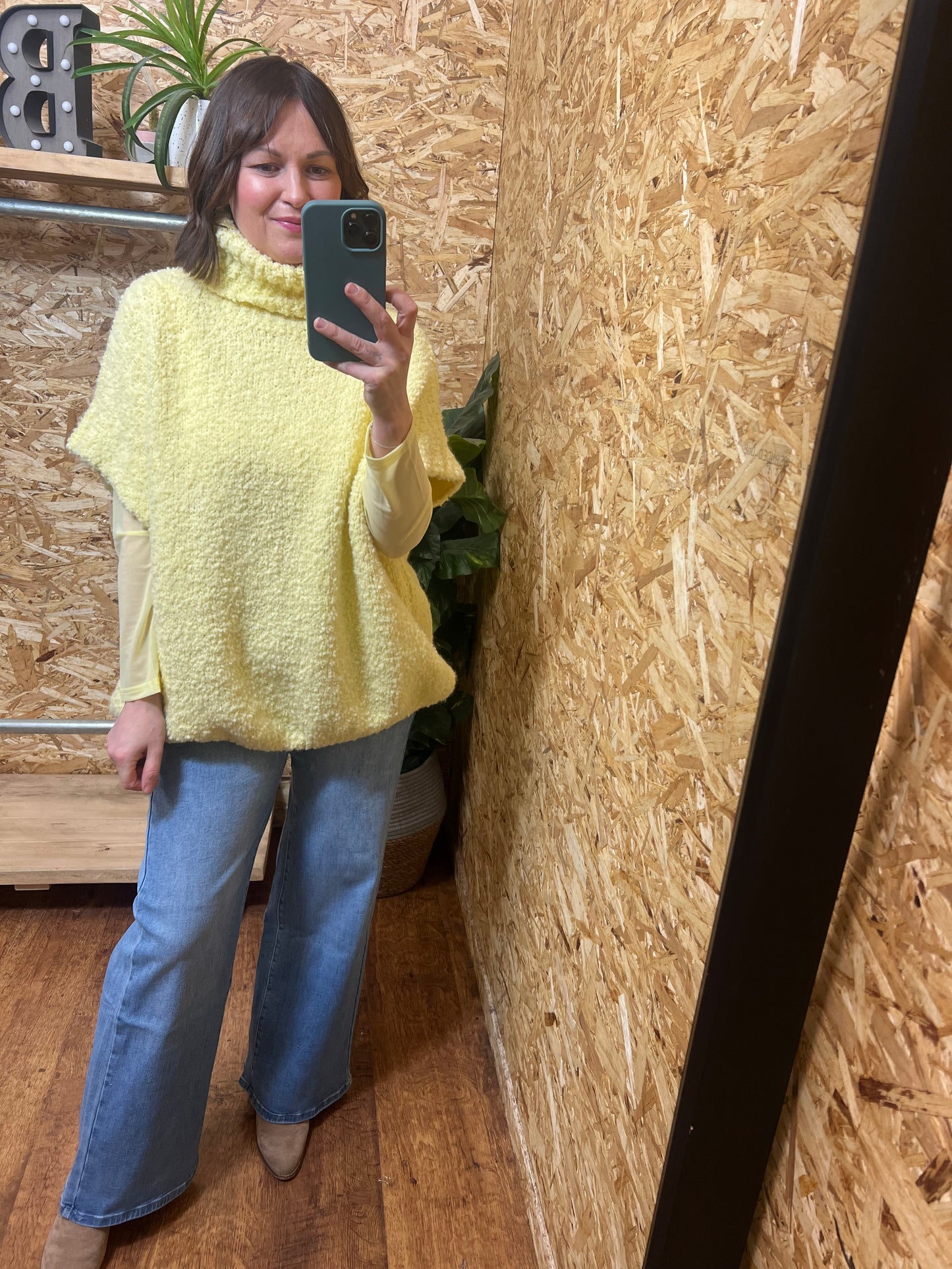 Sleeveless Popcorn Knit