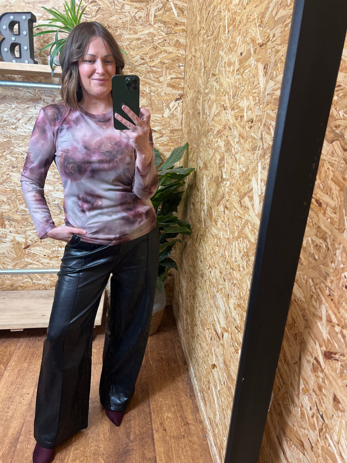Rosebud Mesh Top