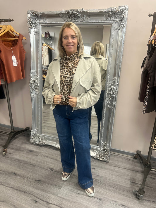 Trench Style Bomber
