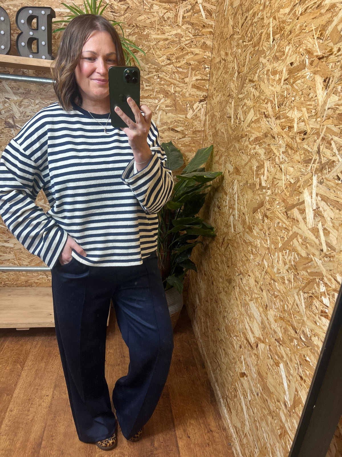Basic Stripe Sweatshirt