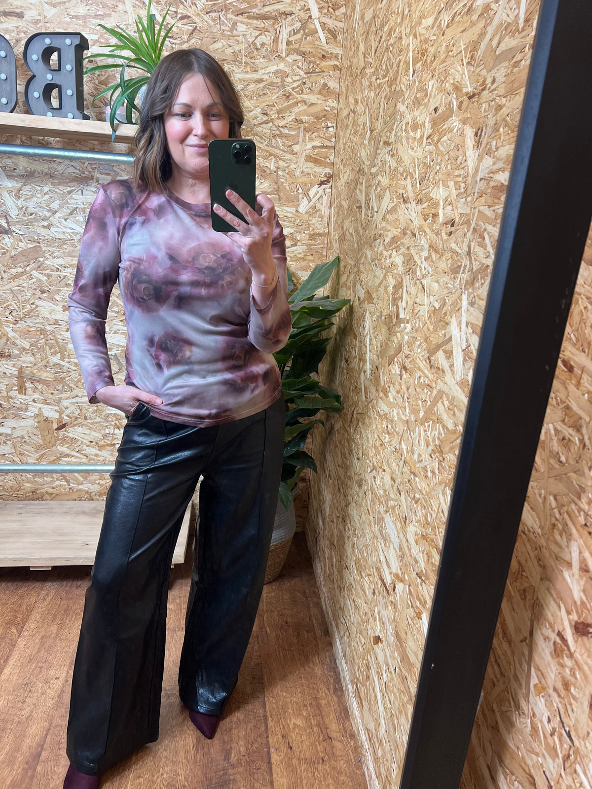 Rosebud Mesh Top
