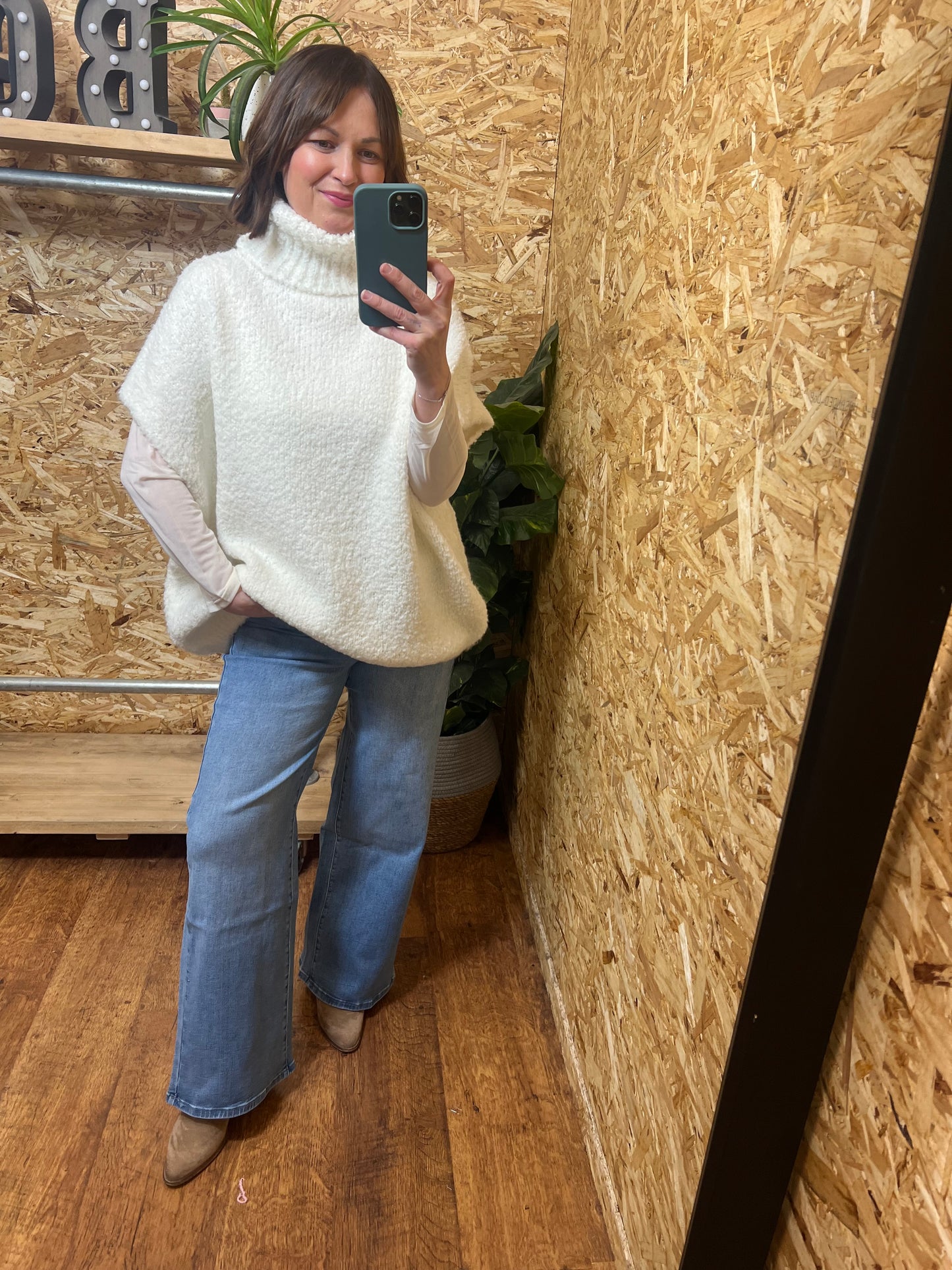 Sleeveless Popcorn Knit